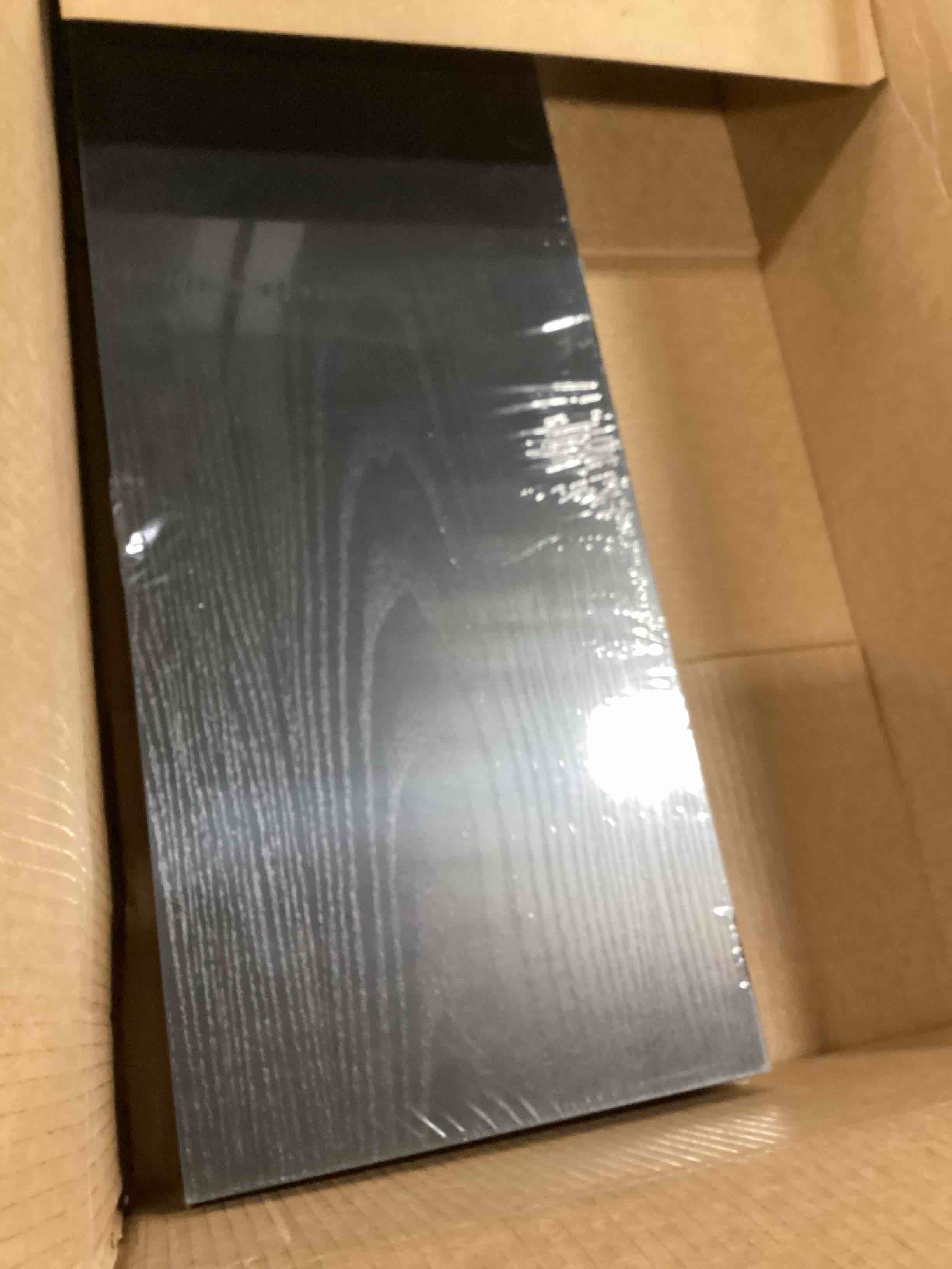 https://s3.amazonaws.com/lotting-images-prod/bidfta/PNK0512889_1729872474273.jpeg