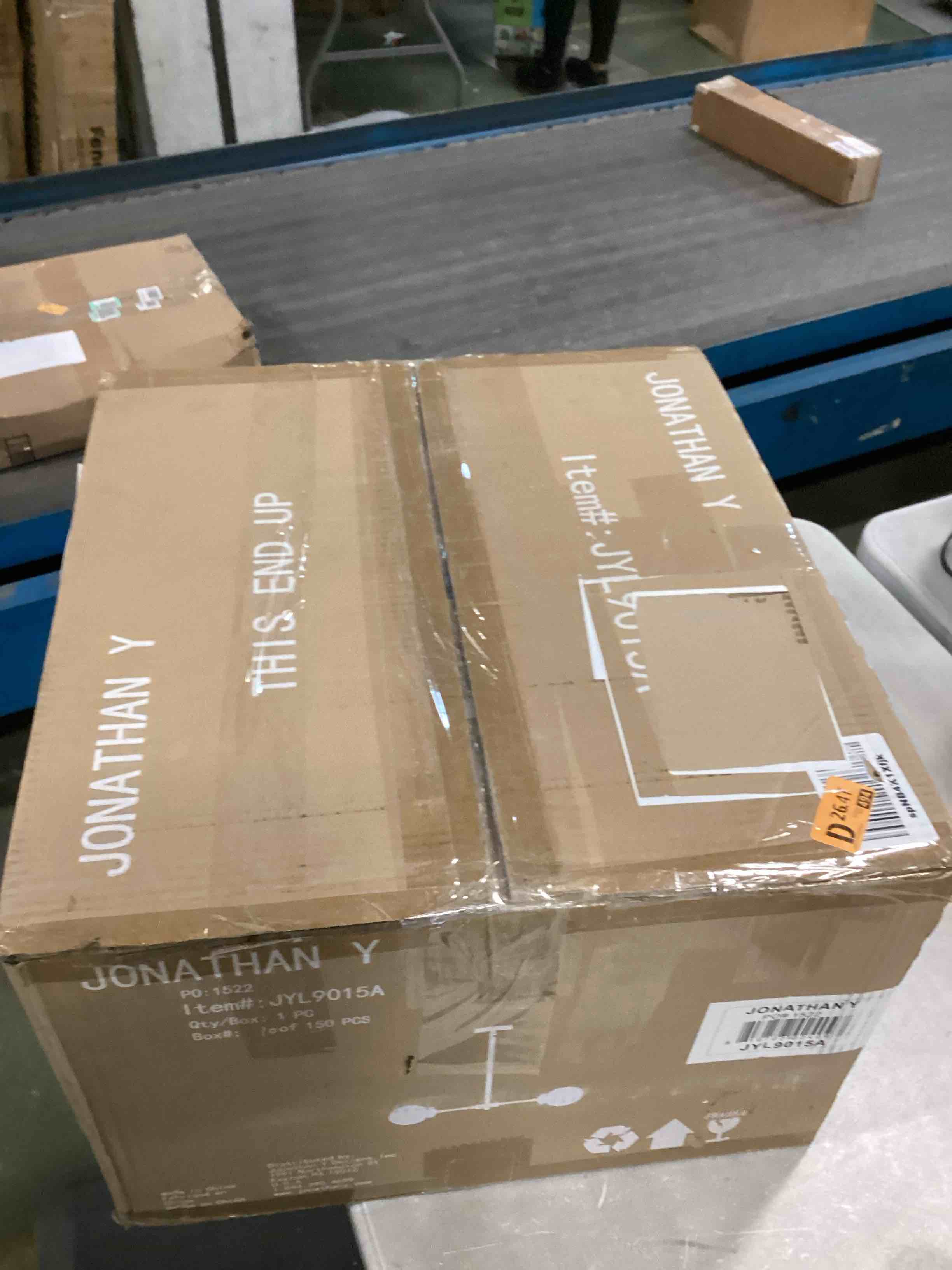 https://s3.amazonaws.com/lotting-images-prod/bidfta/PNK0513018_1729859780304.jpeg