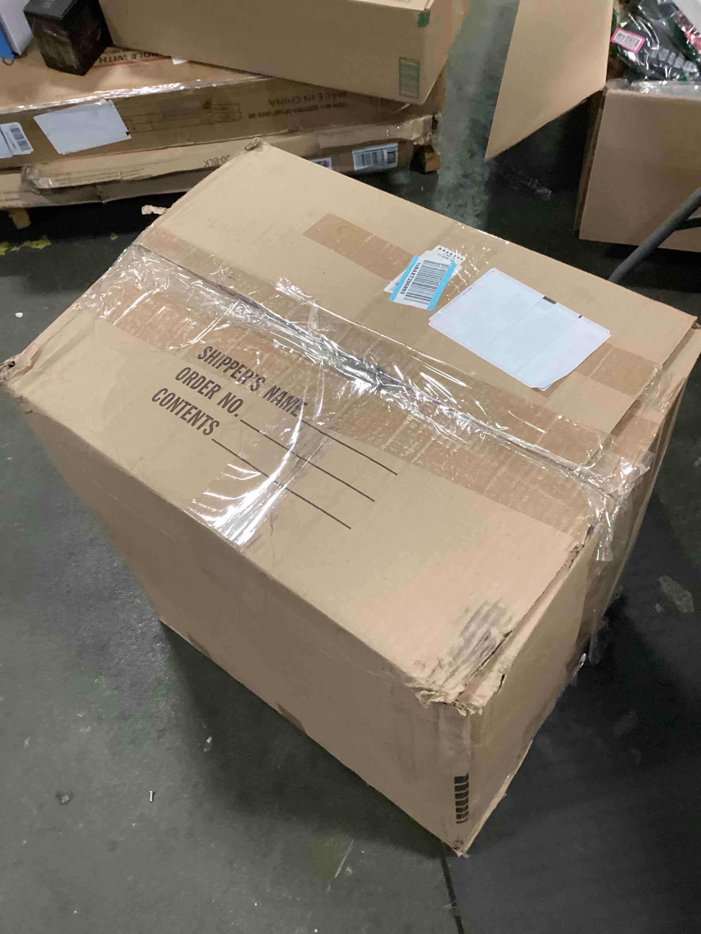 https://s3.amazonaws.com/lotting-images-prod/bidfta/PNK0513999_1729596260015.jpeg