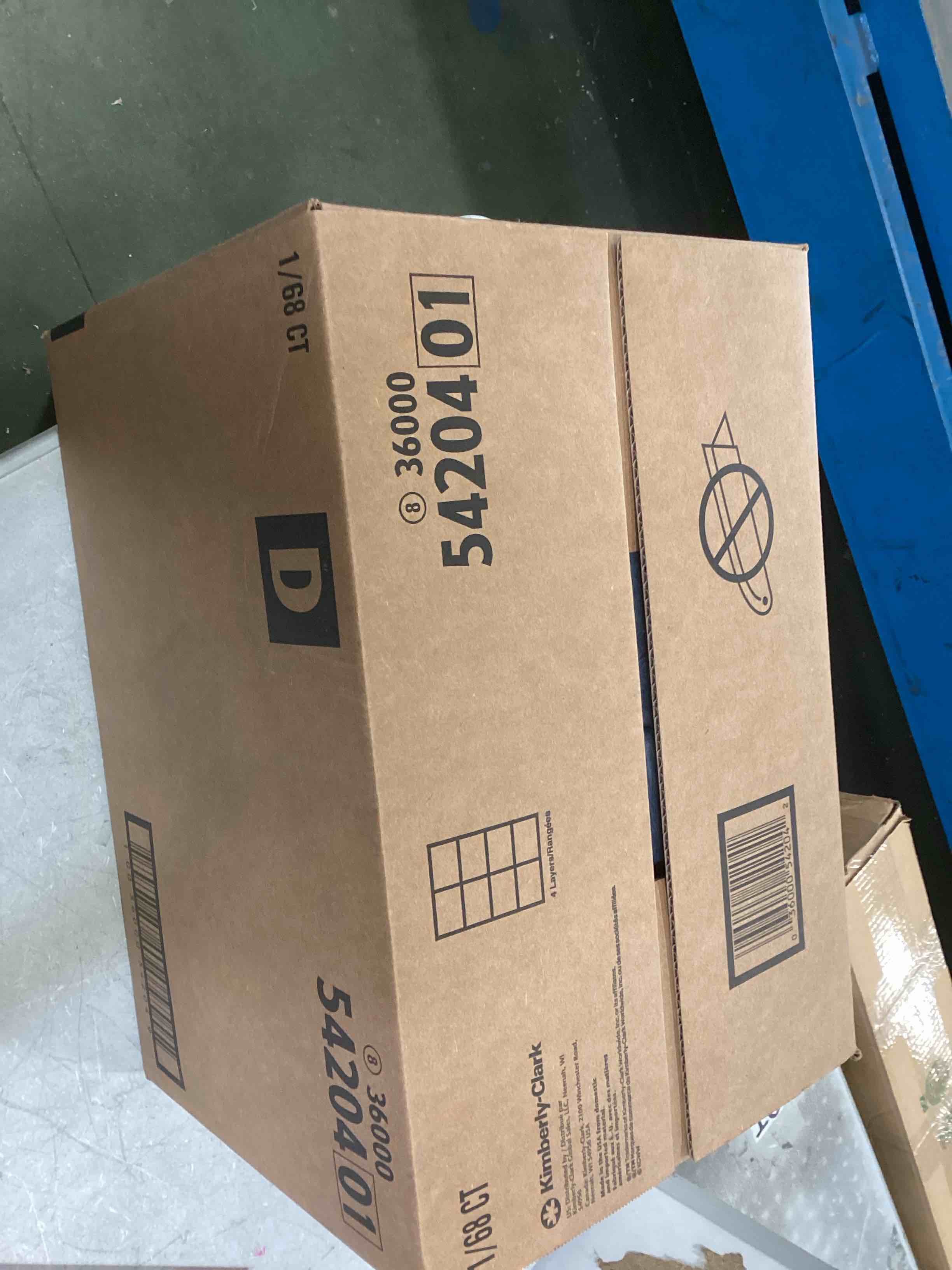https://s3.amazonaws.com/lotting-images-prod/bidfta/PNK0514476_1730736500846.jpeg