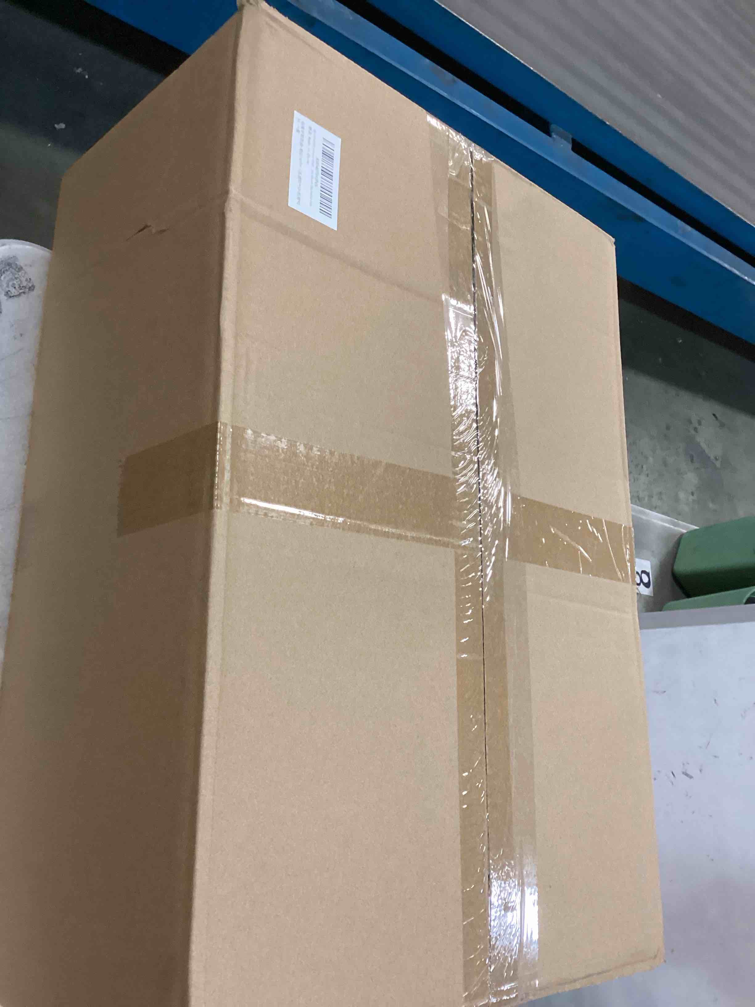 https://s3.amazonaws.com/lotting-images-prod/bidfta/PNK0515251_1730232237958.jpeg