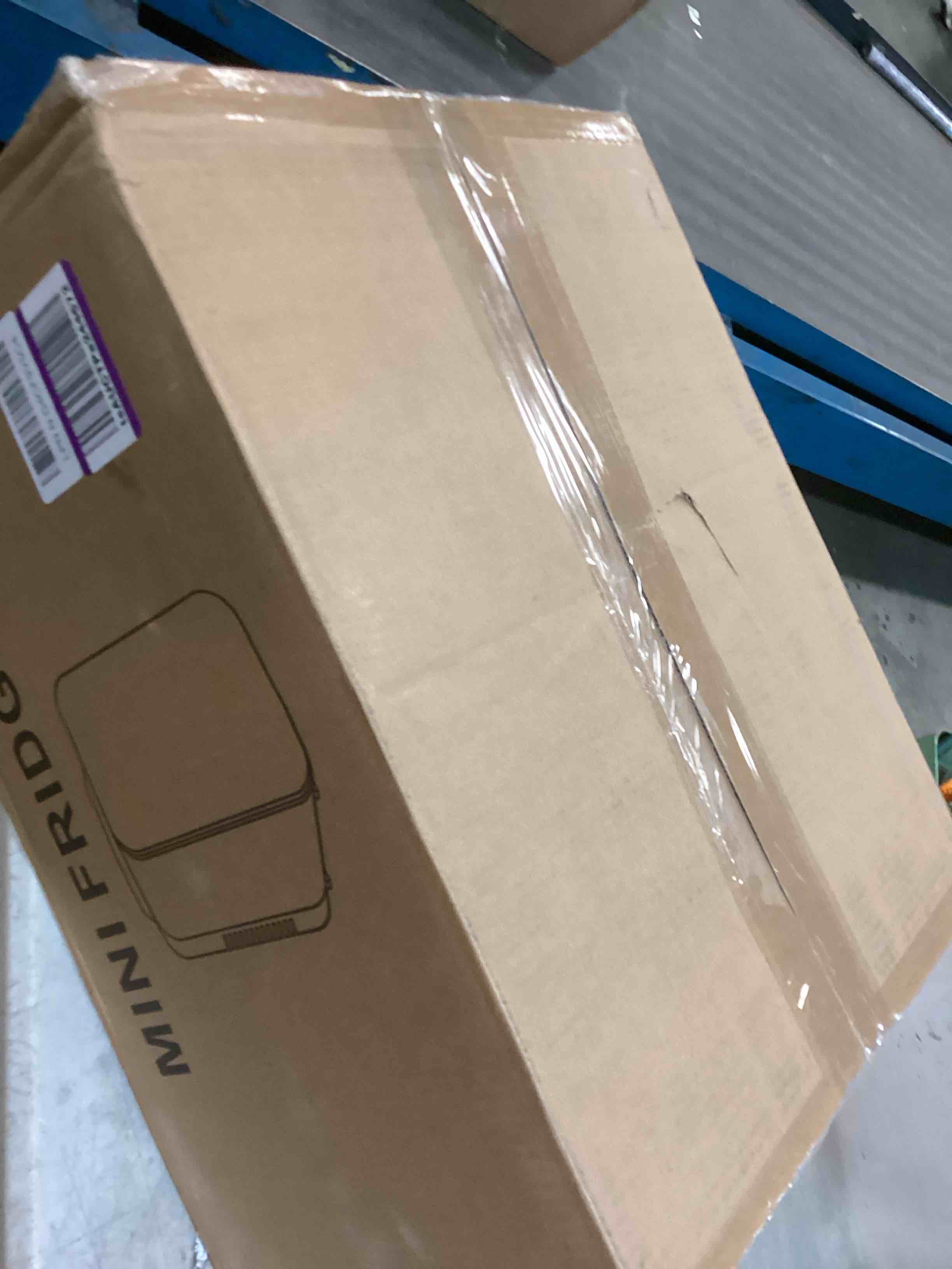 https://s3.amazonaws.com/lotting-images-prod/bidfta/PNK0515519_1730205152956.jpeg