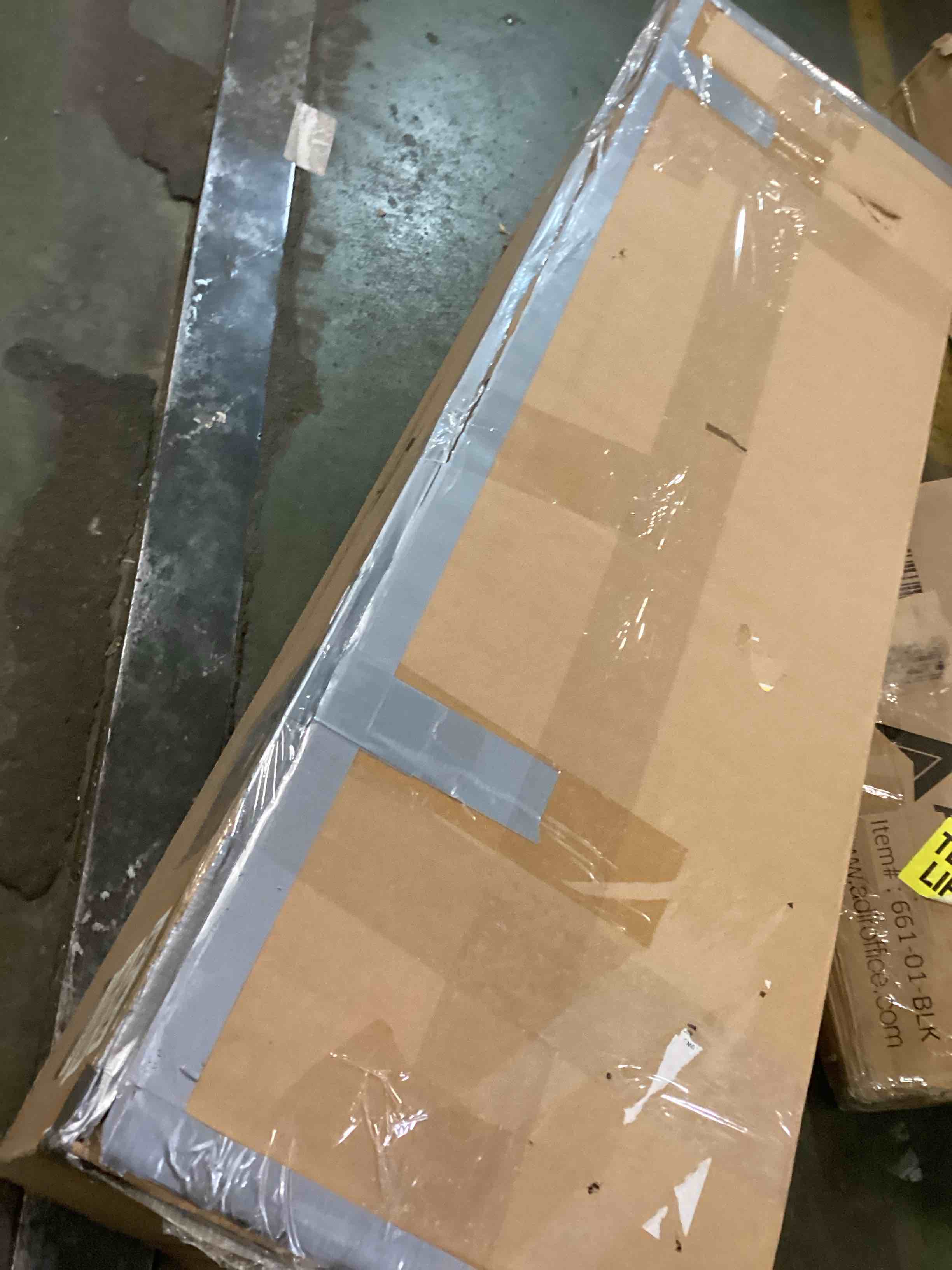 https://s3.amazonaws.com/lotting-images-prod/bidfta/PNK0515638_1730128044289.jpeg