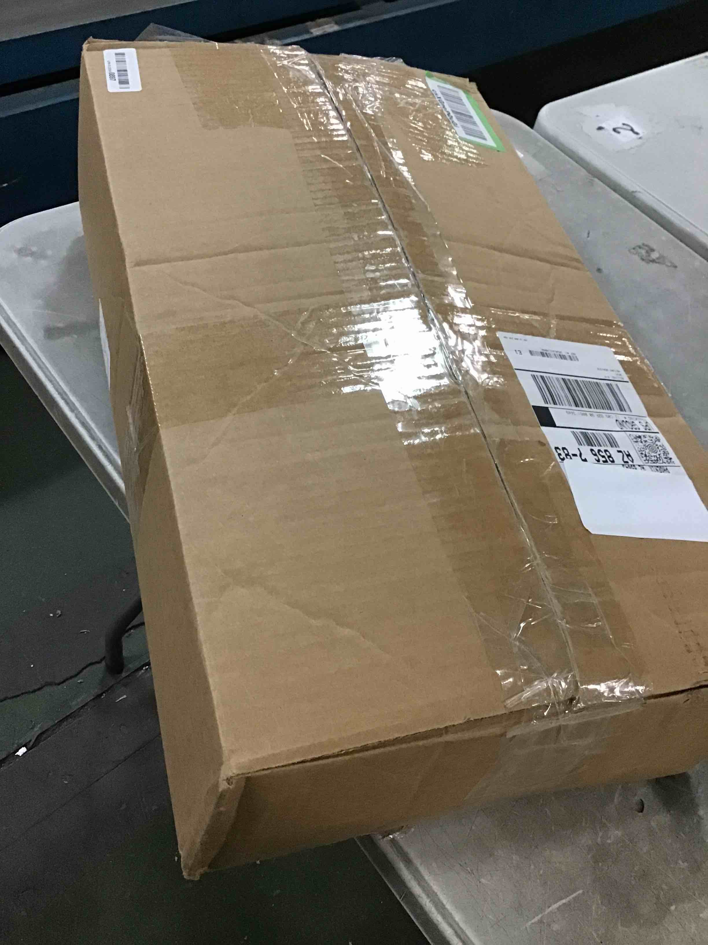 https://s3.amazonaws.com/lotting-images-prod/bidfta/PNK0516136_1730429857484.jpeg