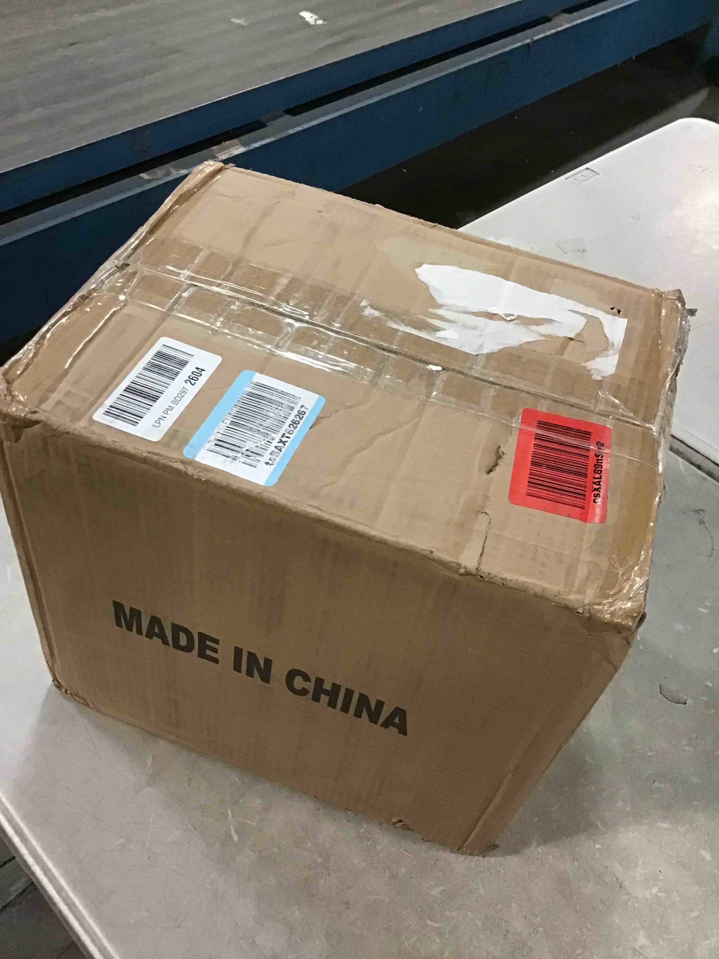 https://s3.amazonaws.com/lotting-images-prod/bidfta/PNK0516499_1730328916093.jpeg