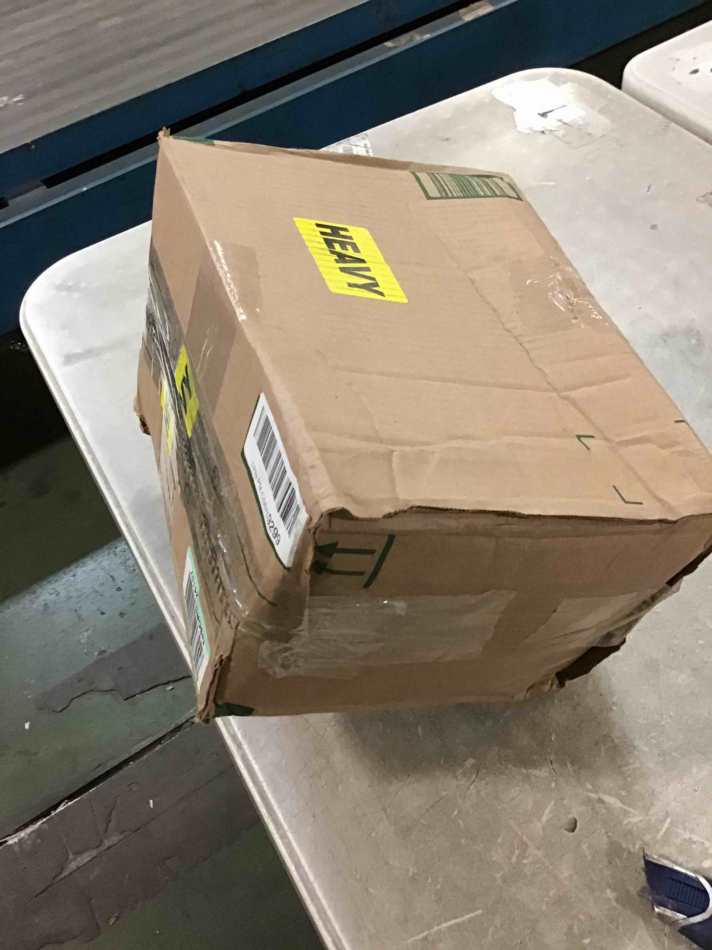 https://s3.amazonaws.com/lotting-images-prod/bidfta/PNK0516503_1730328649726.jpeg