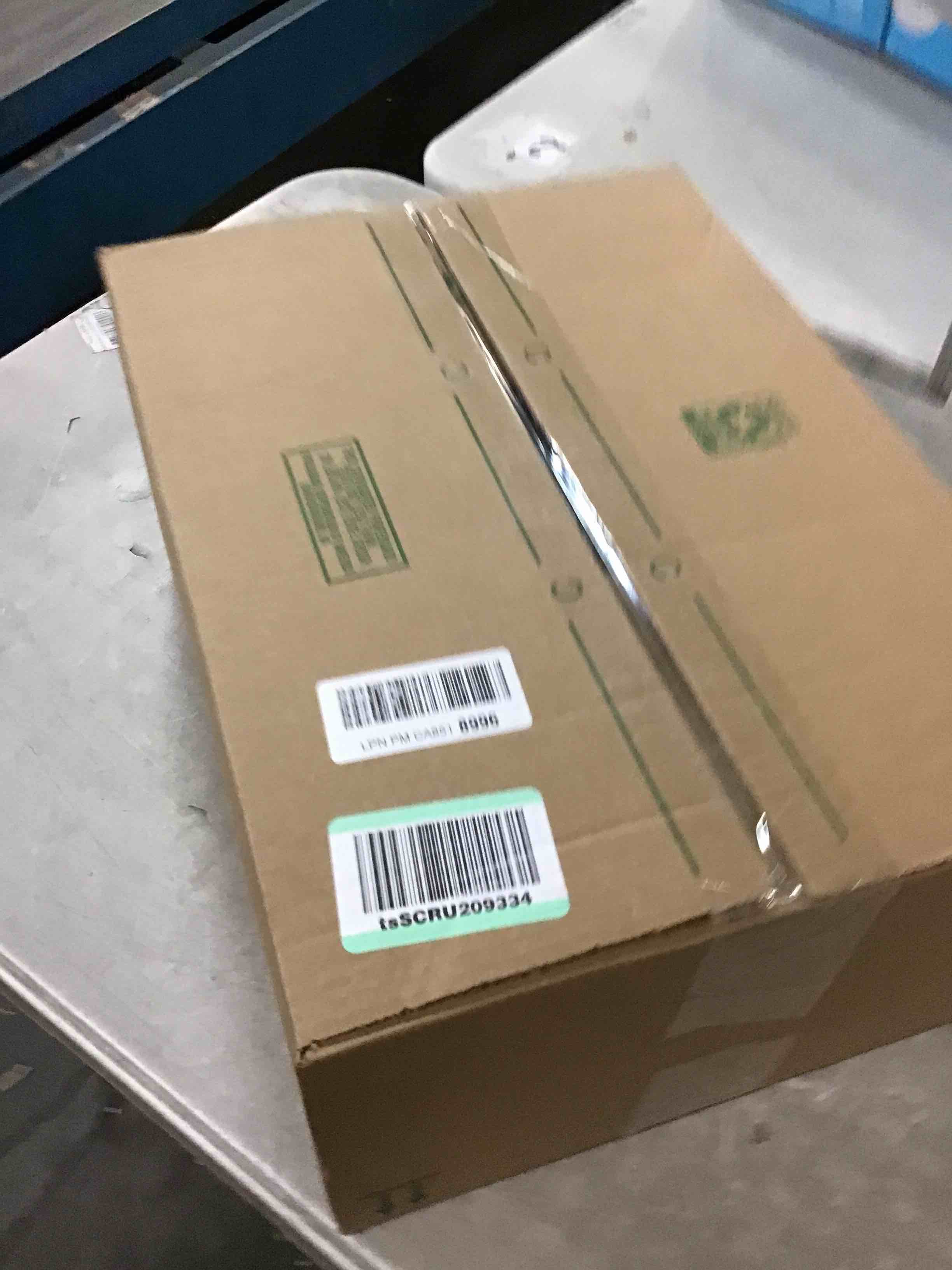 https://s3.amazonaws.com/lotting-images-prod/bidfta/PNK0516506_1730328316328.jpeg