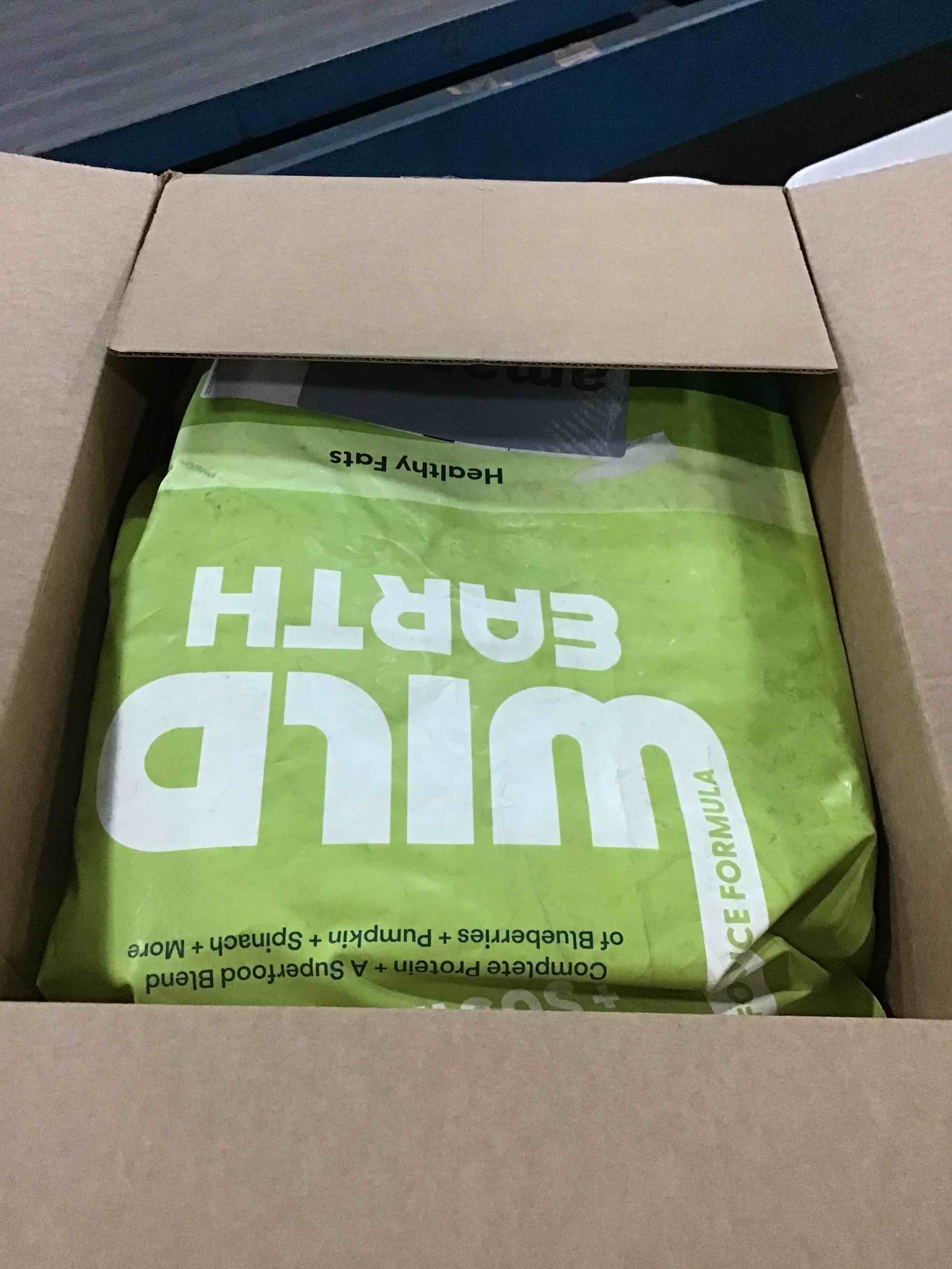 https://s3.amazonaws.com/lotting-images-prod/bidfta/PNK0516506_1730328325071.jpeg