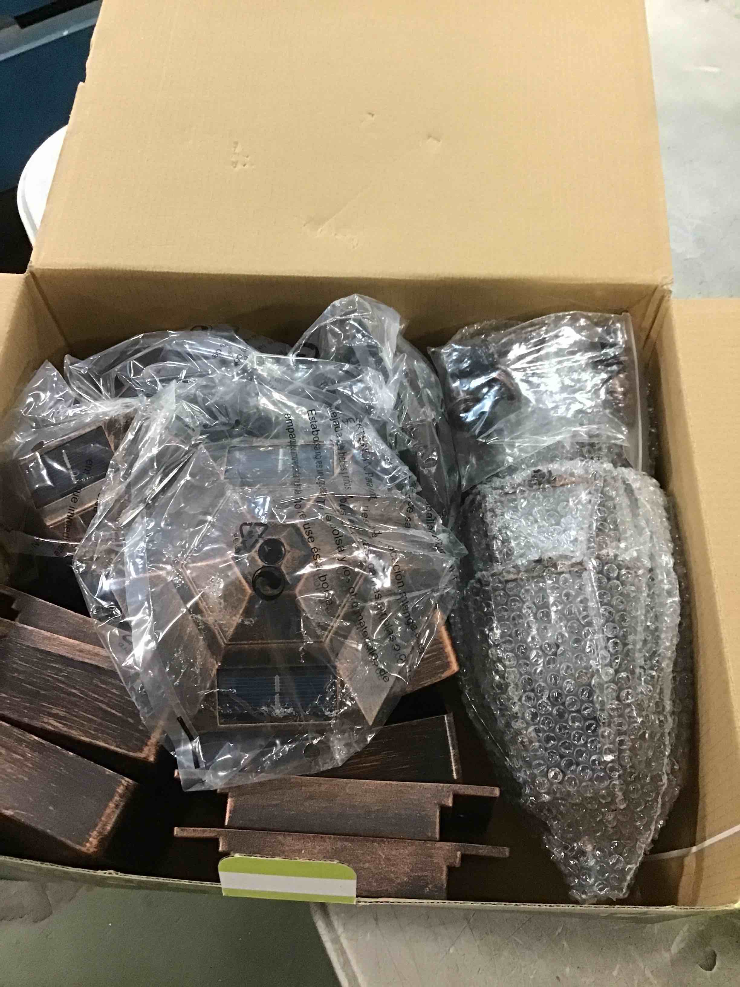 https://s3.amazonaws.com/lotting-images-prod/bidfta/PNK0516656_1730253941227.jpeg