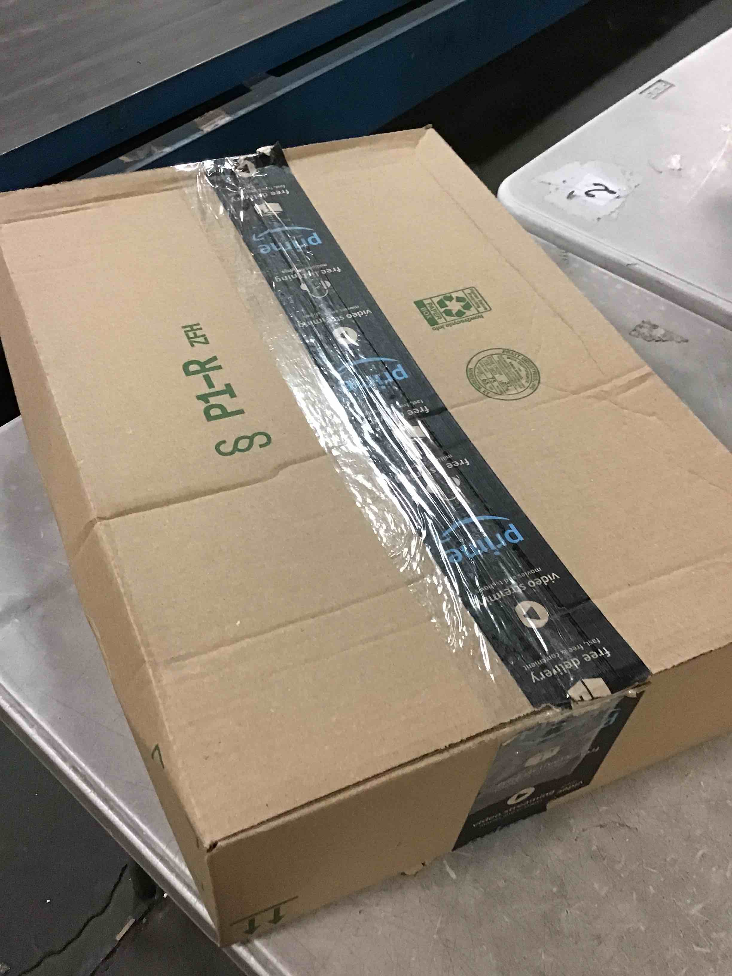 https://s3.amazonaws.com/lotting-images-prod/bidfta/PNK0516695_1730240753662.jpeg