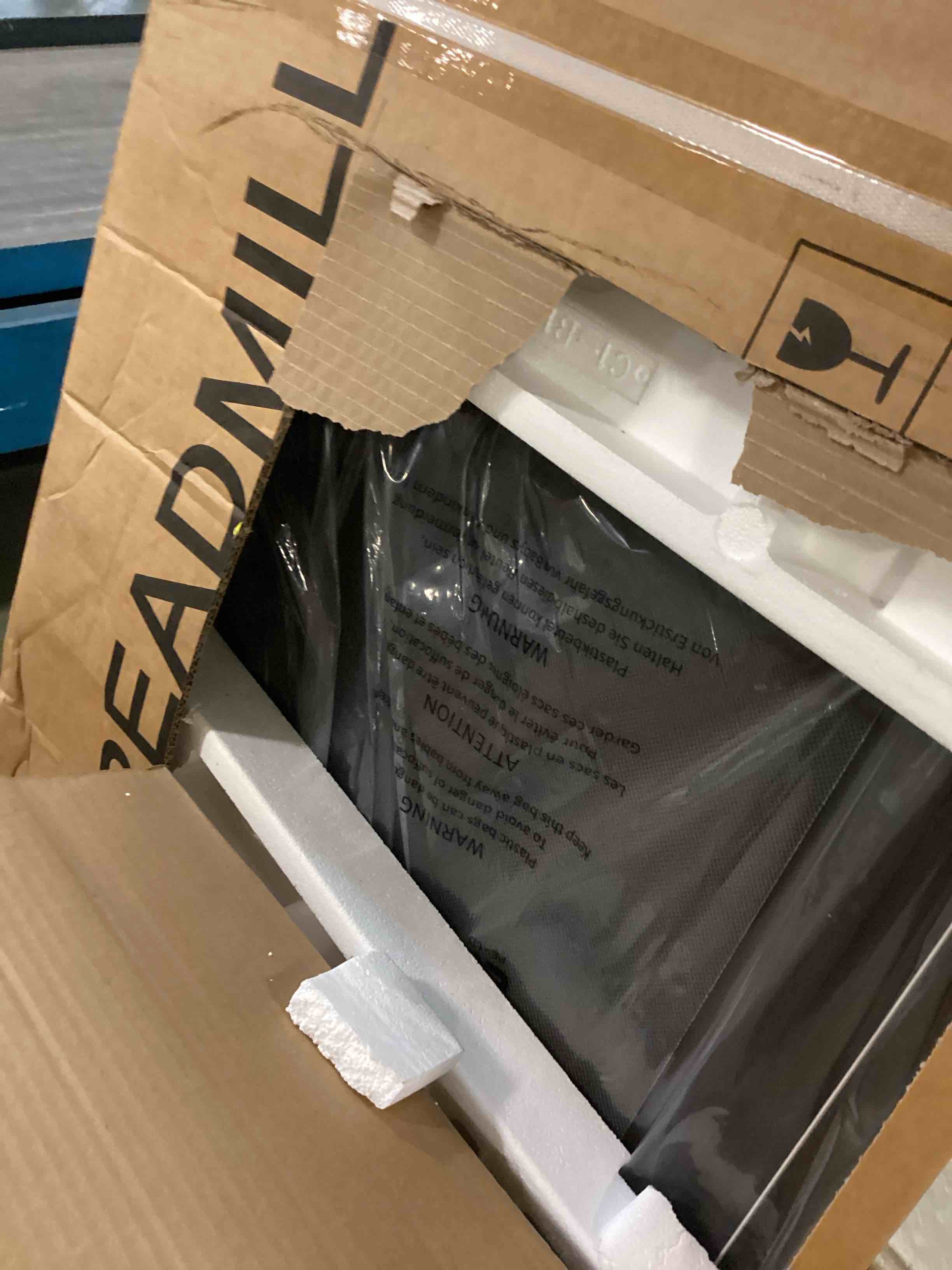 https://s3.amazonaws.com/lotting-images-prod/bidfta/PNK0517249_1729807546352.jpeg