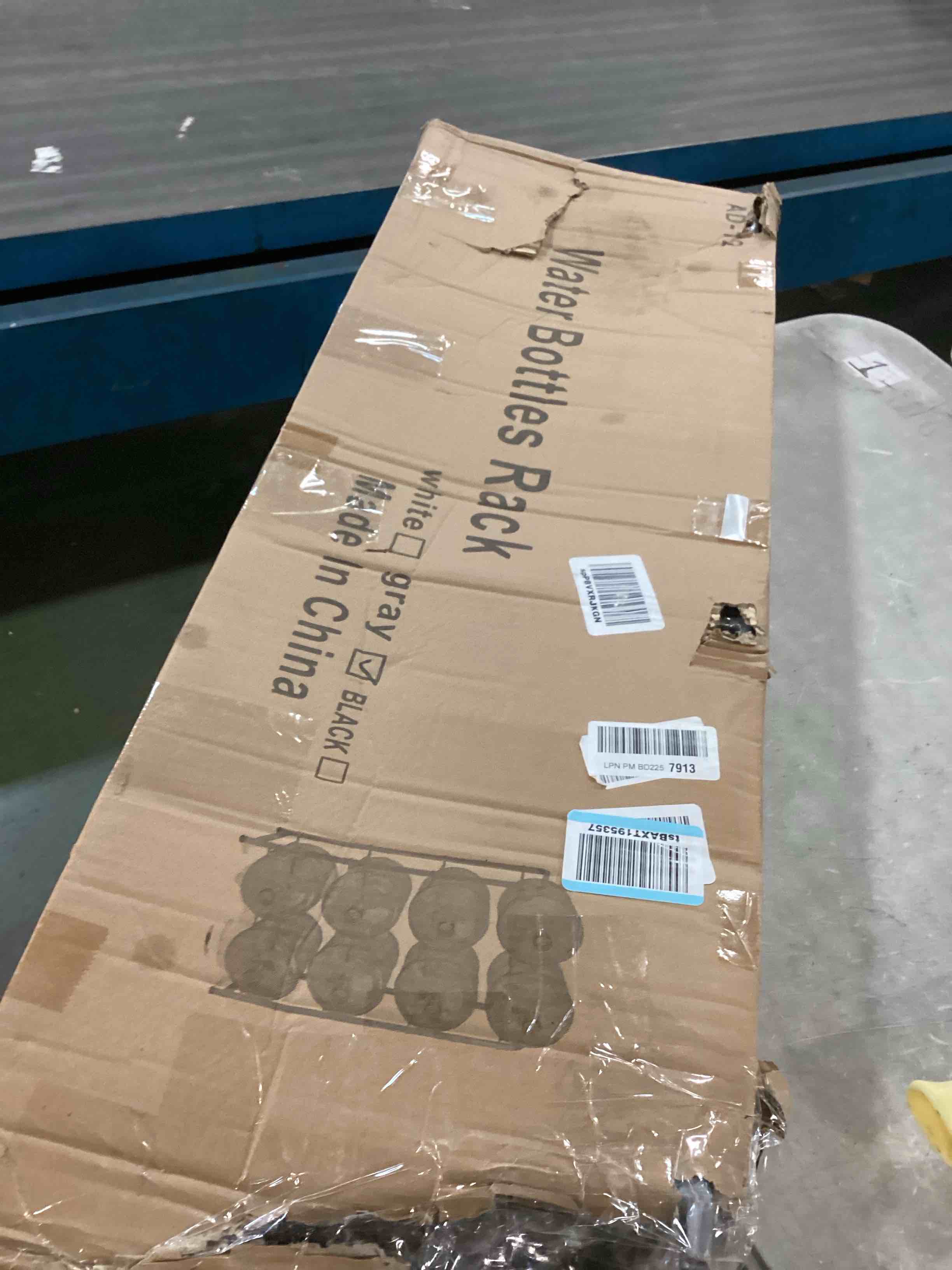 https://s3.amazonaws.com/lotting-images-prod/bidfta/PNK0517251_1729807304888.jpeg