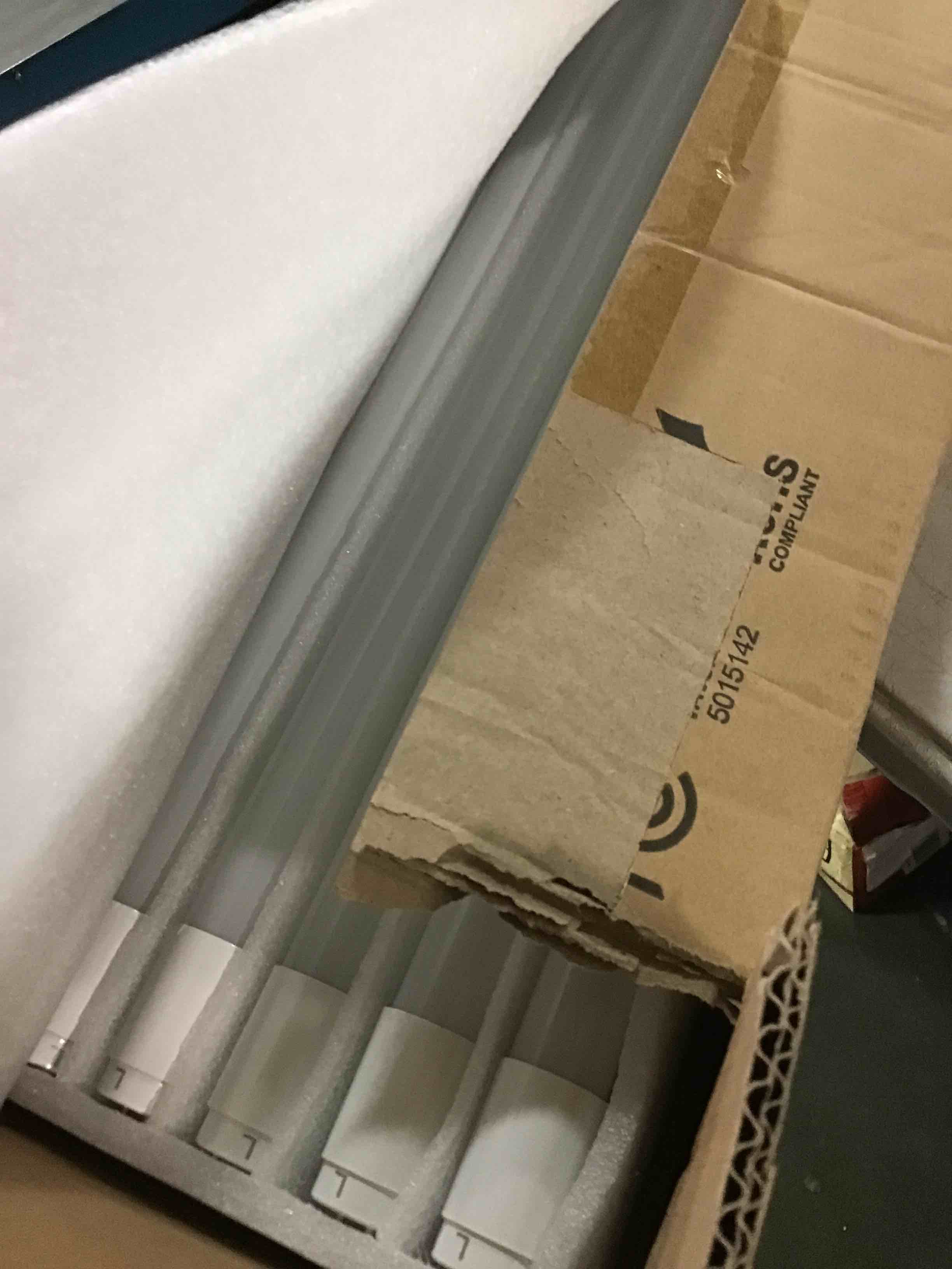 https://s3.amazonaws.com/lotting-images-prod/bidfta/PNK0517546_1729641441720.jpeg