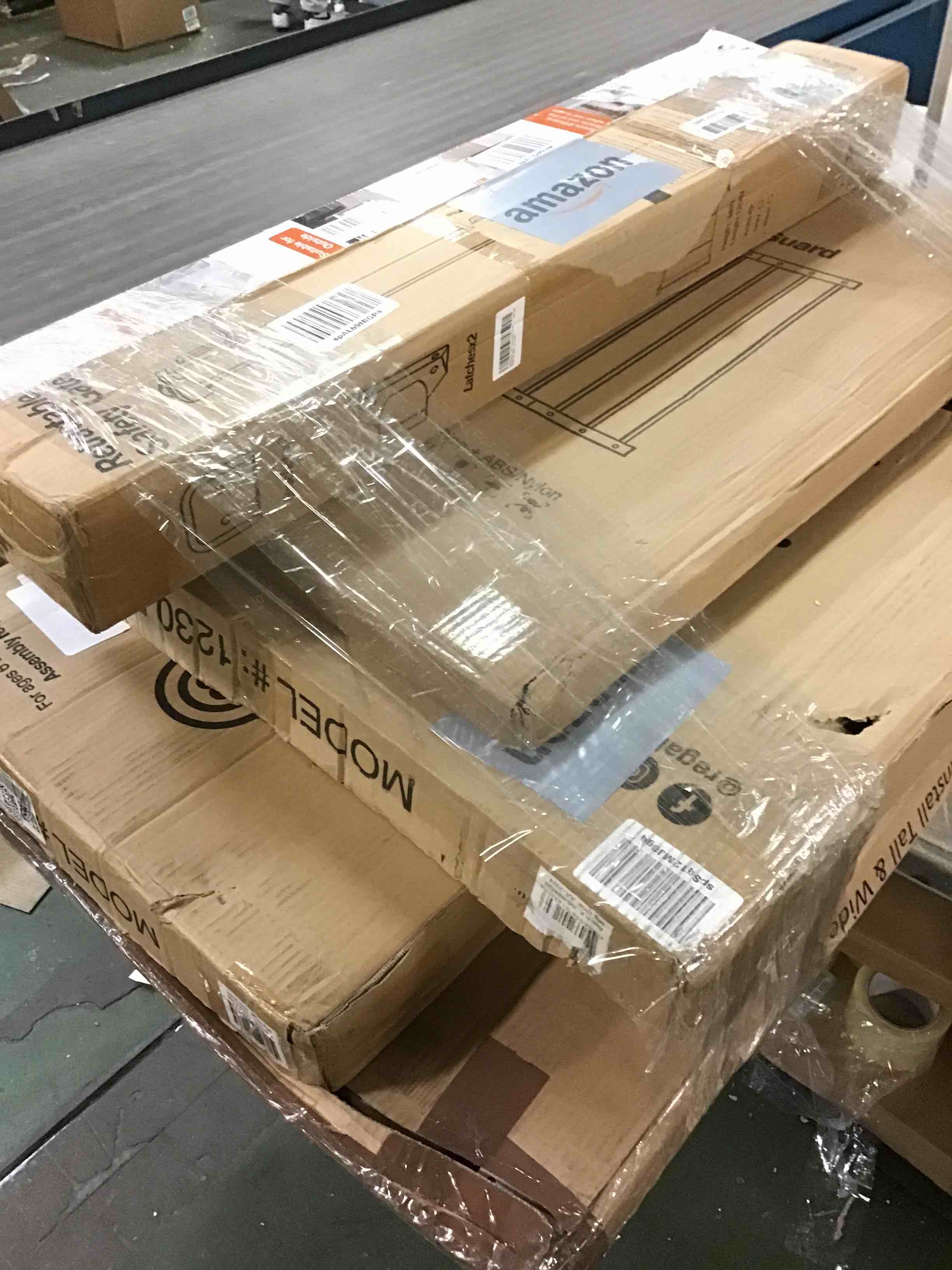 https://s3.amazonaws.com/lotting-images-prod/bidfta/PNK0517651_1729570392922.jpeg