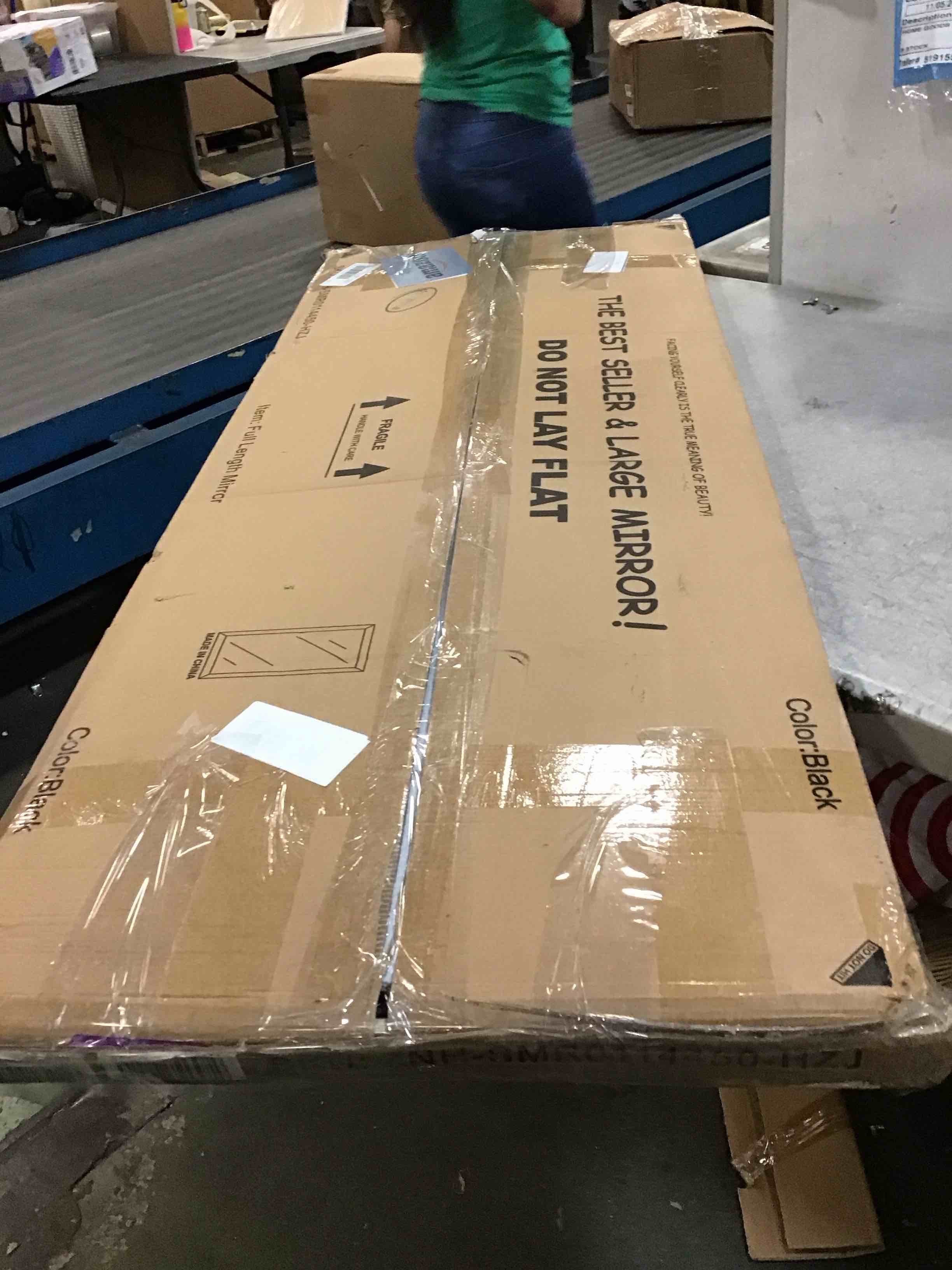 https://s3.amazonaws.com/lotting-images-prod/bidfta/PNK0518382_1730856601825.jpeg