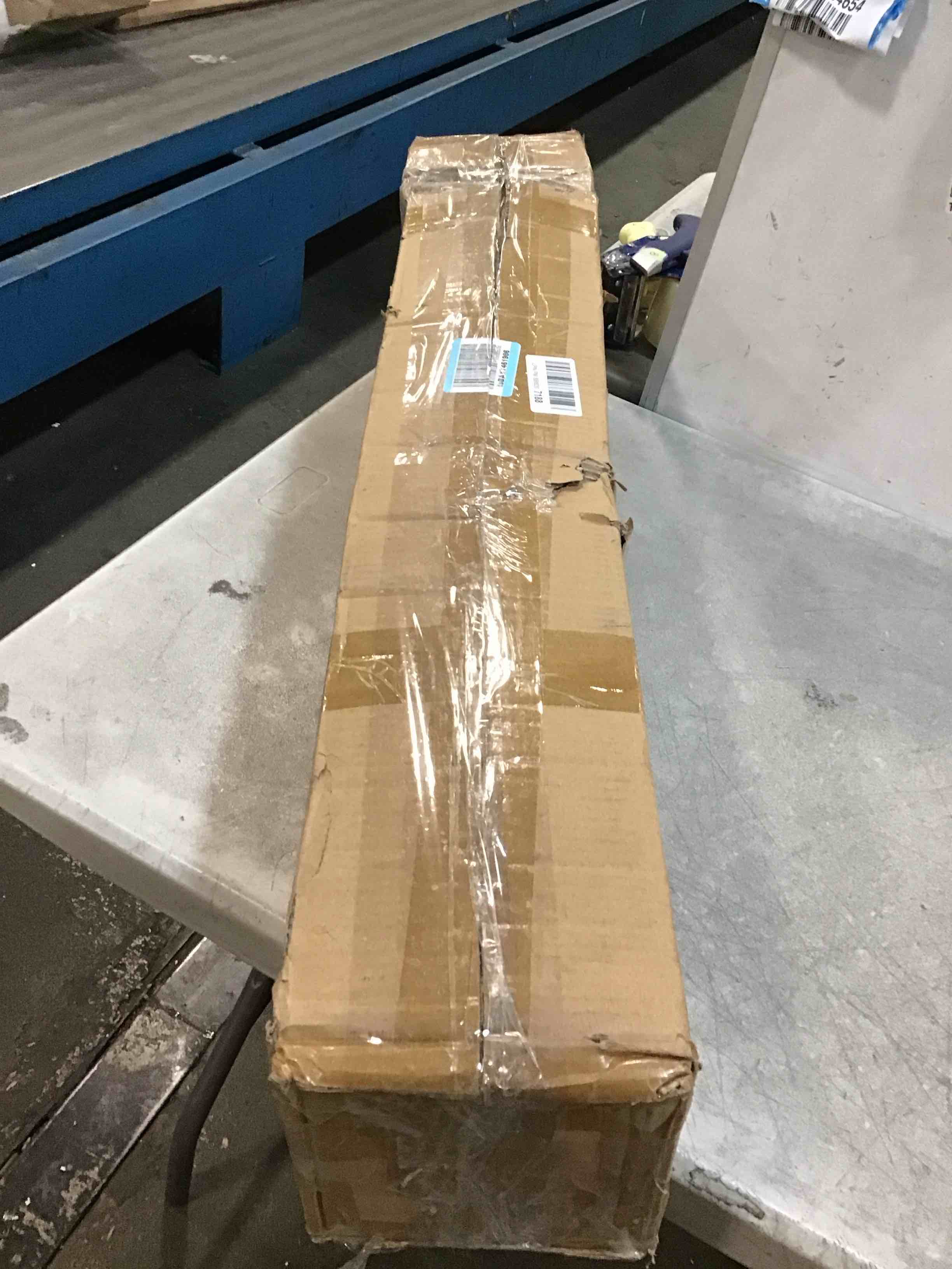 https://s3.amazonaws.com/lotting-images-prod/bidfta/PNK0518432_1730844377850.jpeg