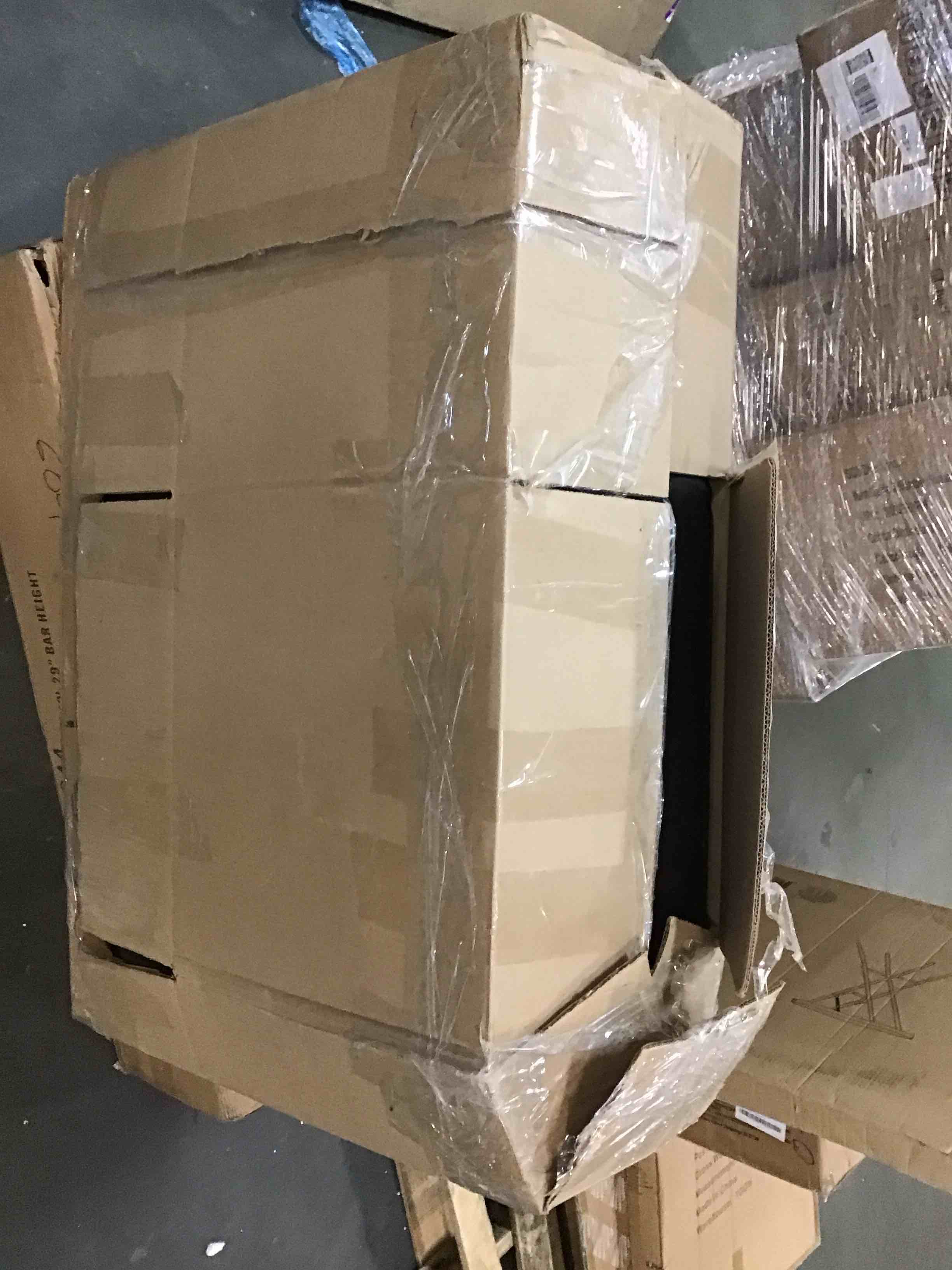 https://s3.amazonaws.com/lotting-images-prod/bidfta/PNK0519970_1729805389214.jpeg