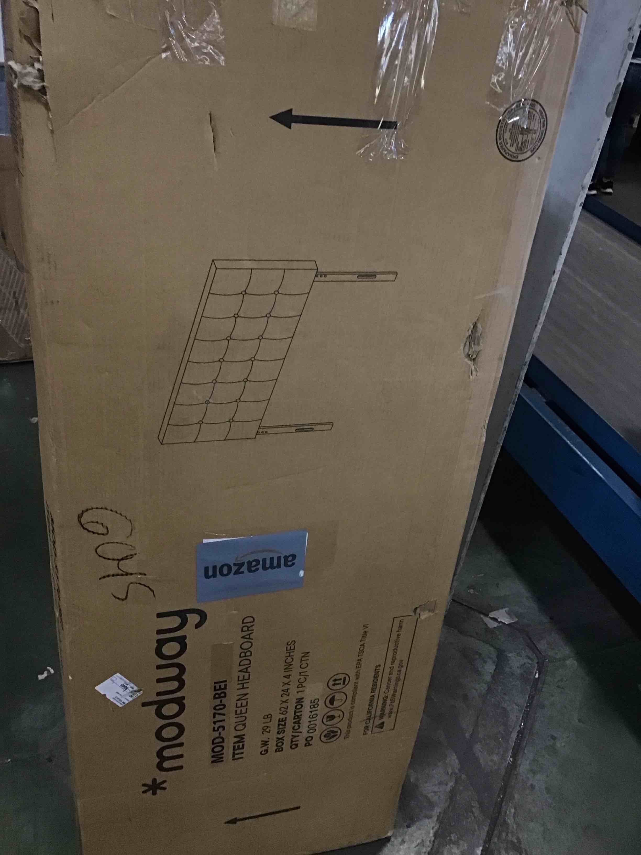 https://s3.amazonaws.com/lotting-images-prod/bidfta/PNK0519977_1729804112104.jpeg