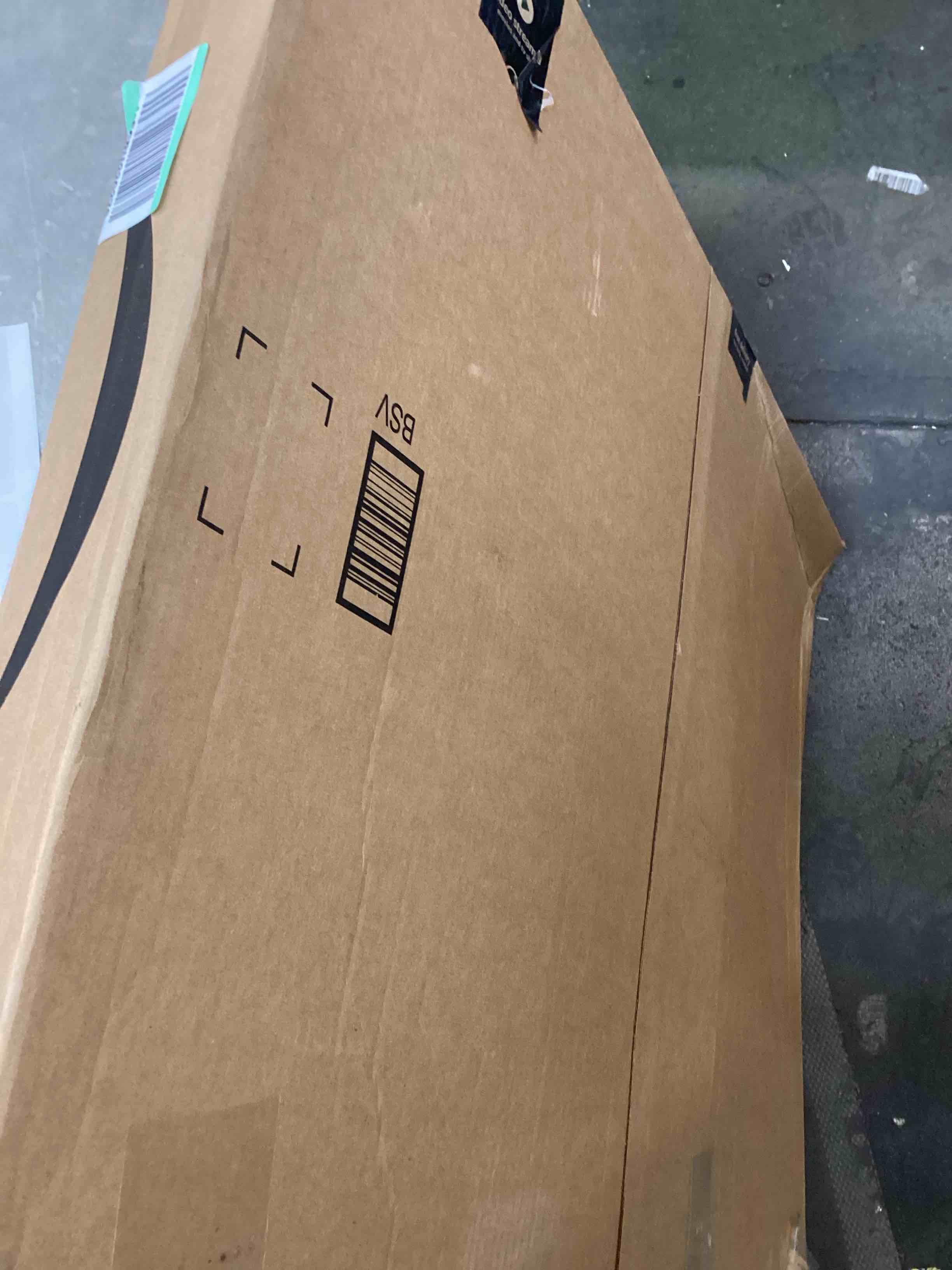 https://s3.amazonaws.com/lotting-images-prod/bidfta/PNK0520248_1730553993990.jpeg