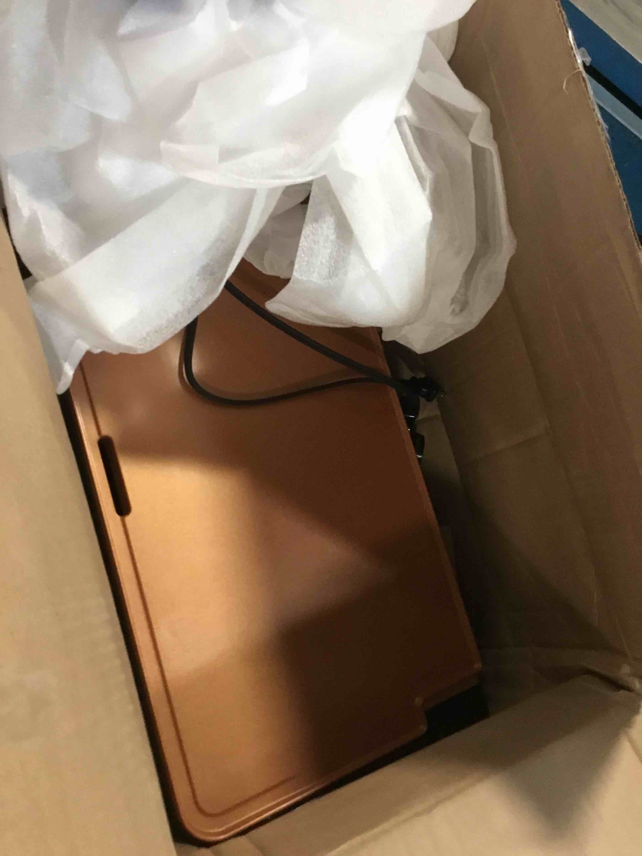https://s3.amazonaws.com/lotting-images-prod/bidfta/PNK0520686_1730376406977.jpeg