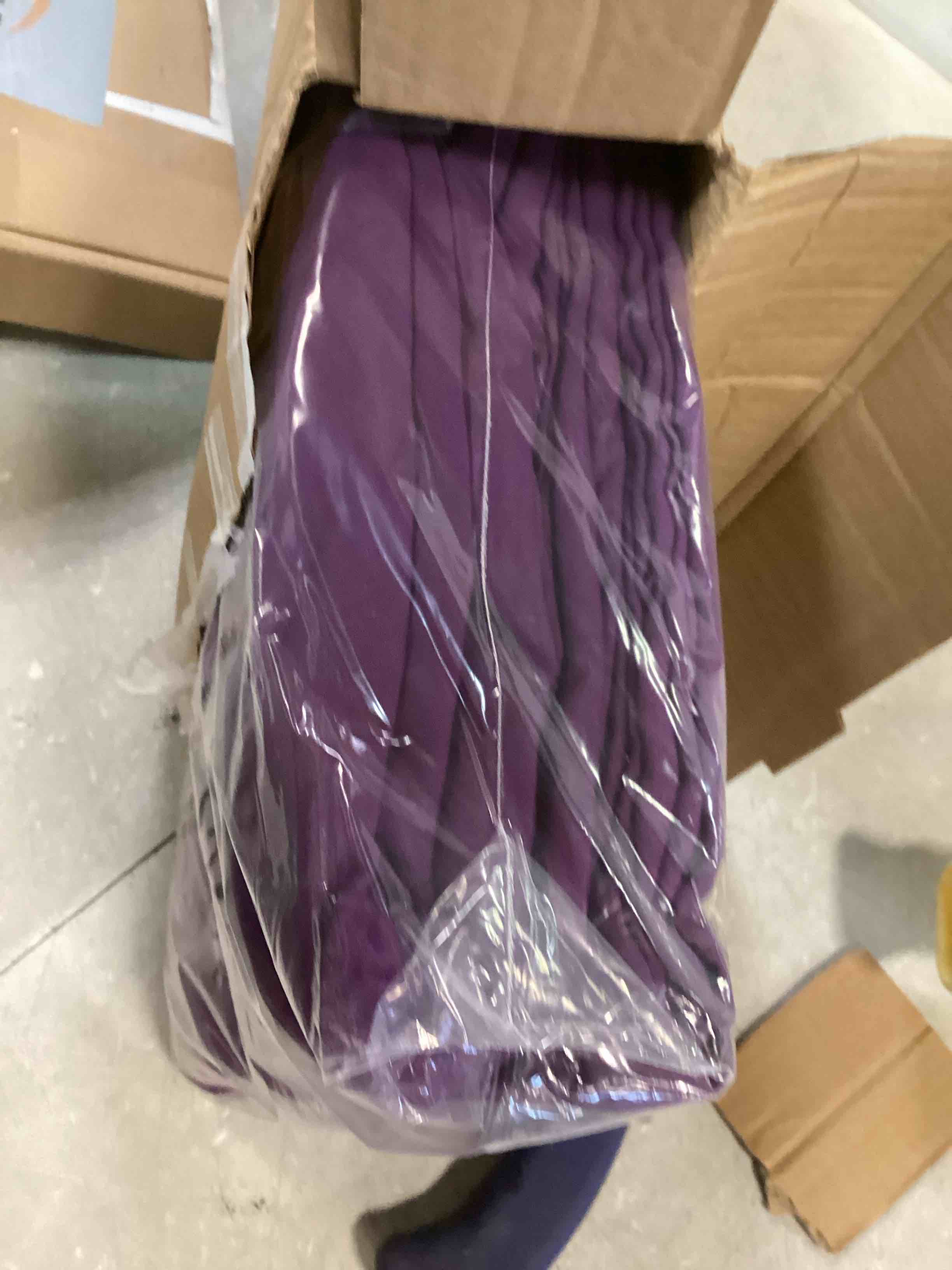 https://s3.amazonaws.com/lotting-images-prod/bidfta/PNK0521813_1729791302278.jpeg
