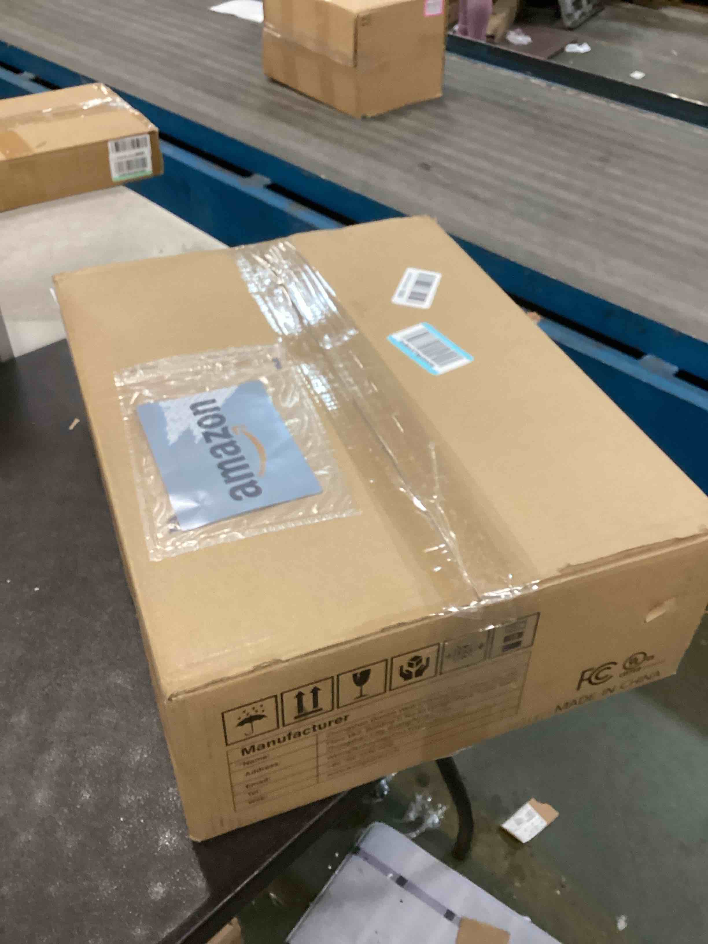 https://s3.amazonaws.com/lotting-images-prod/bidfta/PNK0522223_1731109794642.jpeg