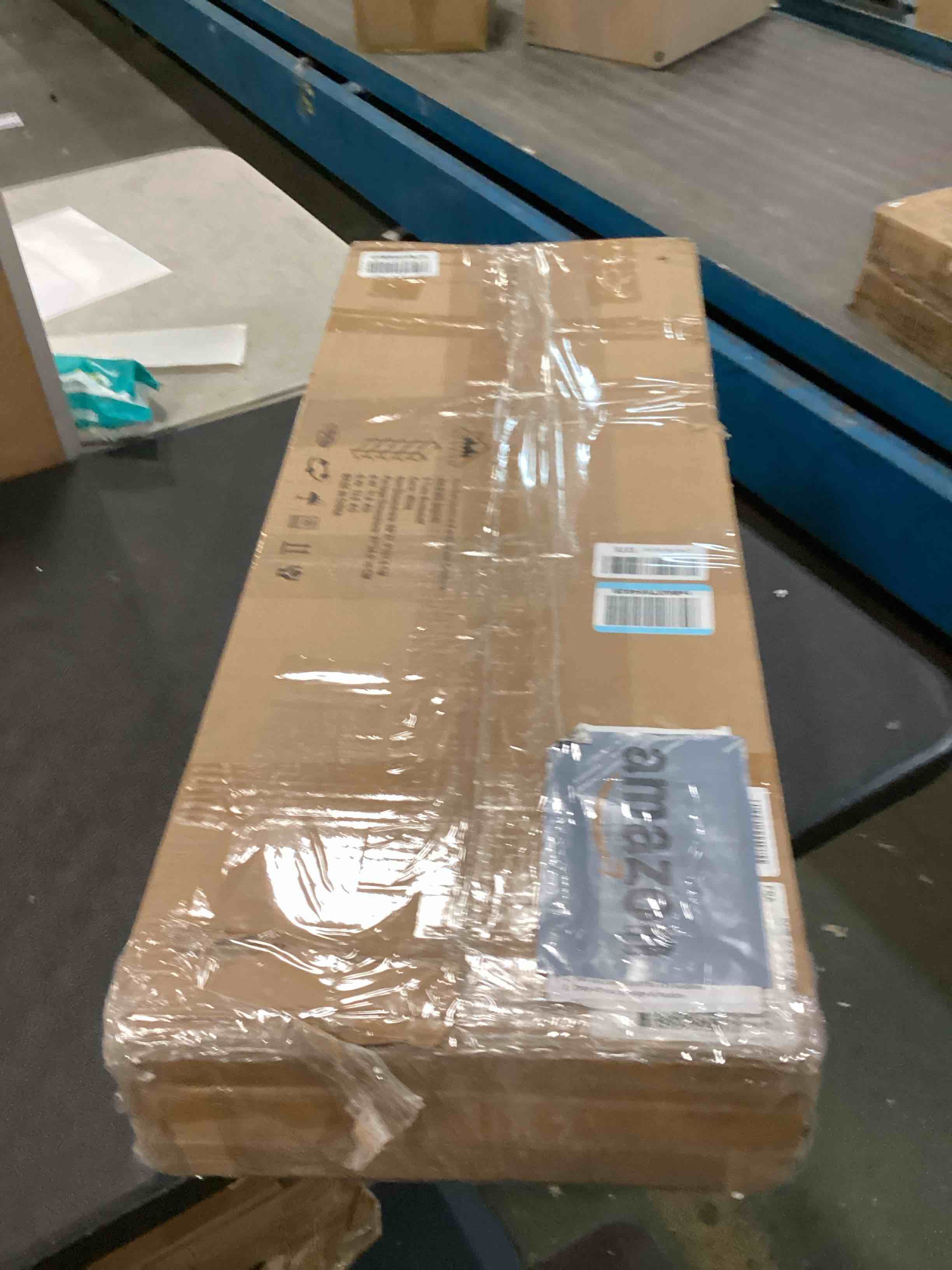 https://s3.amazonaws.com/lotting-images-prod/bidfta/PNK0523100_1730349415360.jpeg
