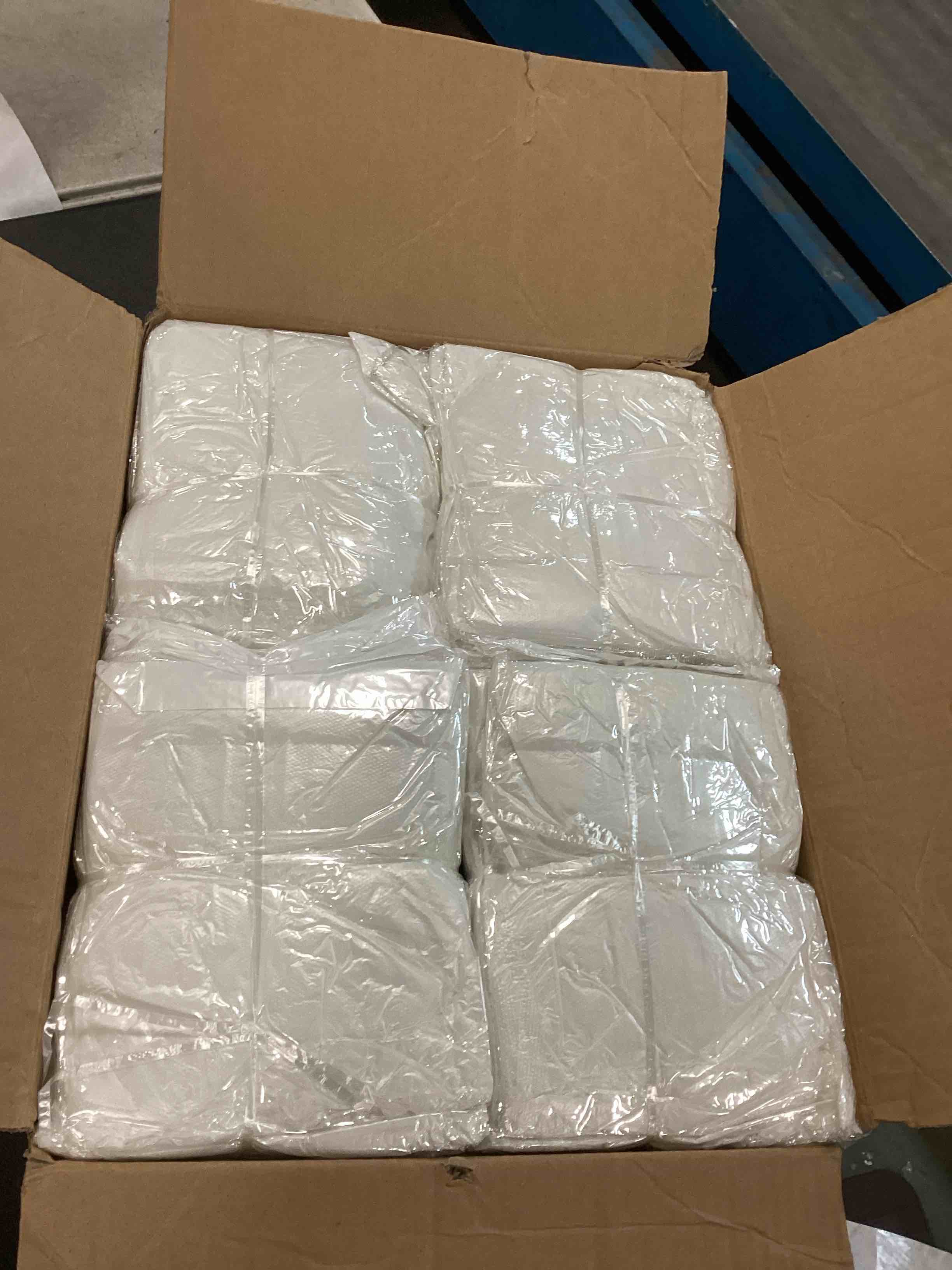 https://s3.amazonaws.com/lotting-images-prod/bidfta/PNK0523213_1730332180331.jpeg