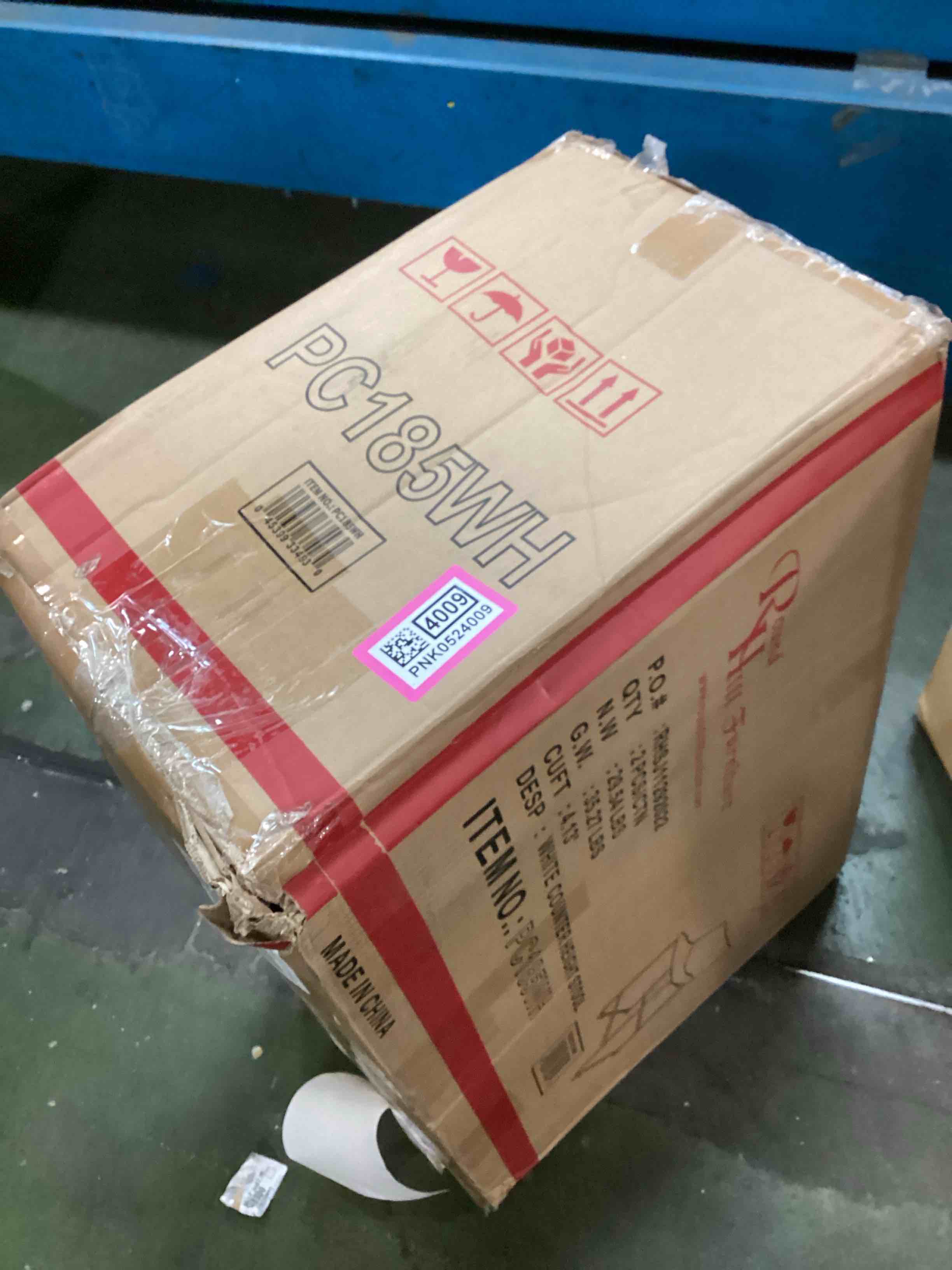 https://s3.amazonaws.com/lotting-images-prod/bidfta/PNK0524009_1730900229133.jpeg