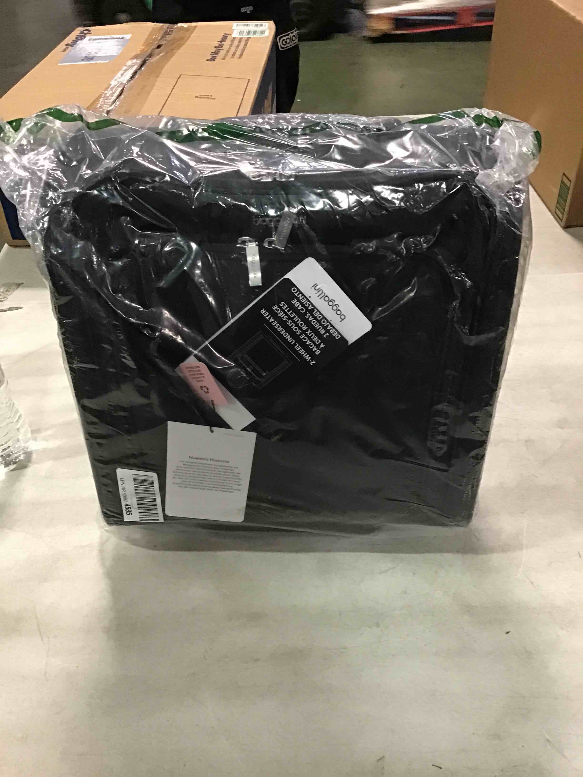 https://s3.amazonaws.com/lotting-images-prod/bidfta/PNK0525308_1730205512740.jpeg