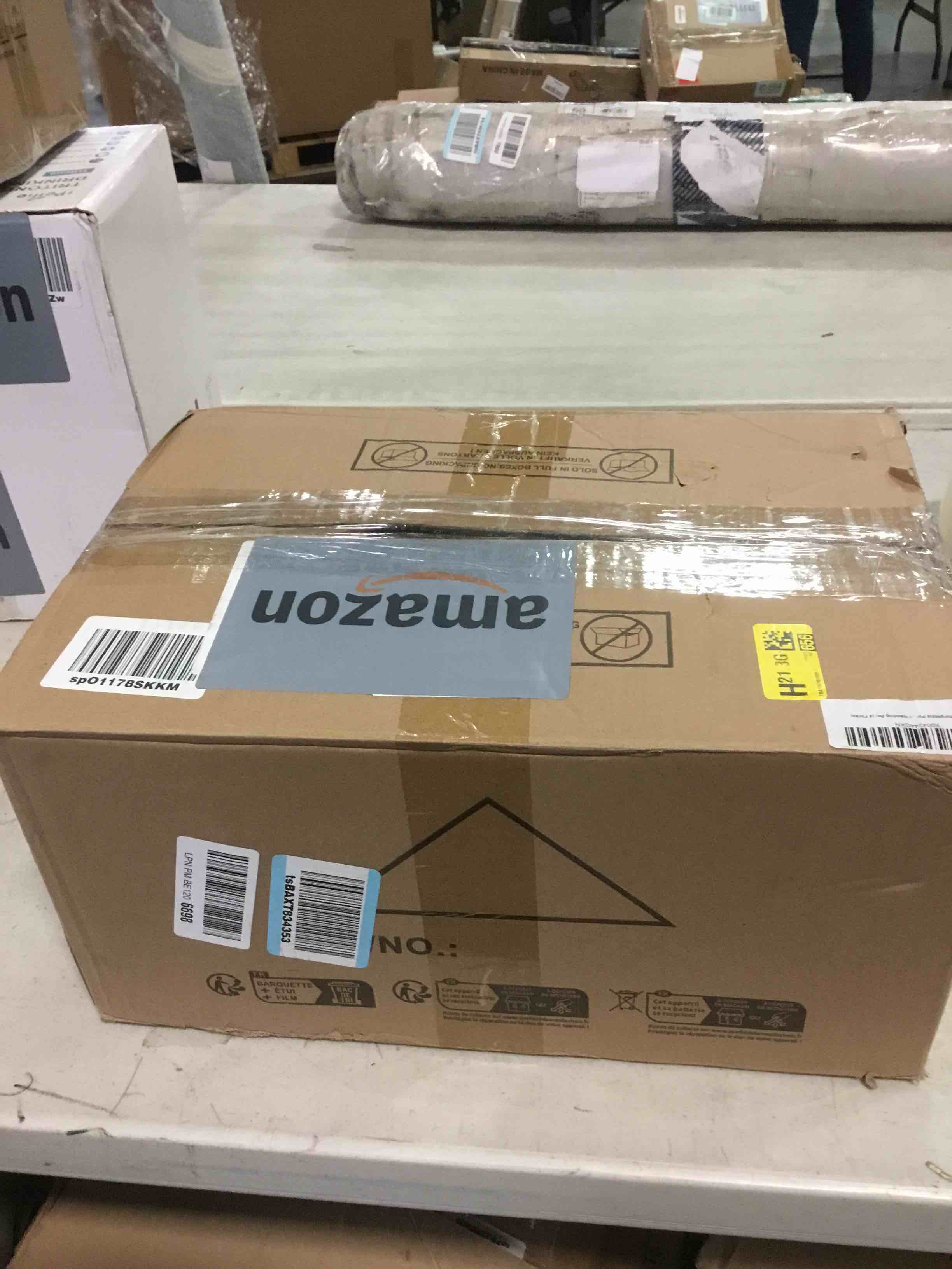 https://s3.amazonaws.com/lotting-images-prod/bidfta/PNK0525382_1730123149205.jpeg
