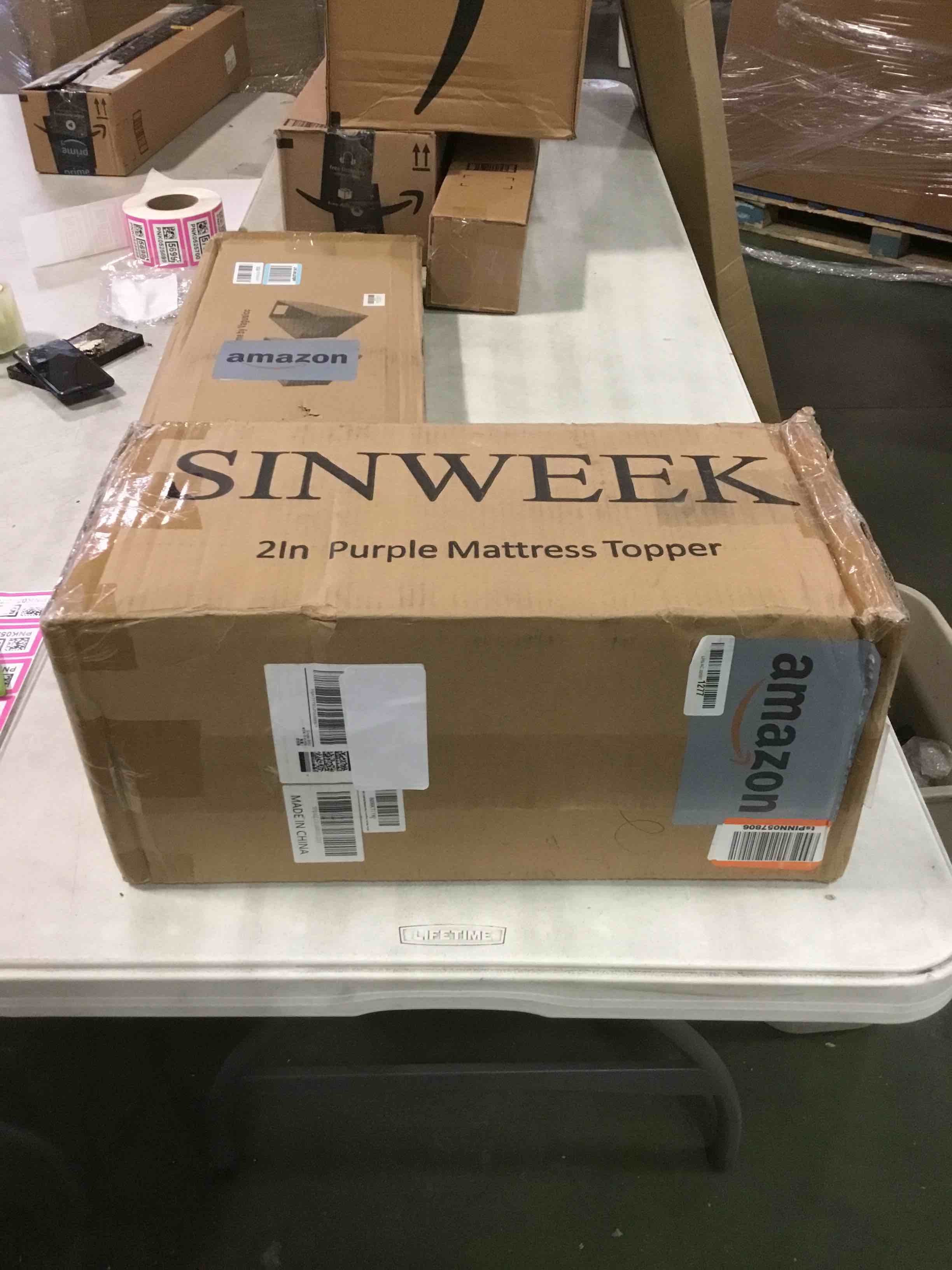 https://s3.amazonaws.com/lotting-images-prod/bidfta/PNK0525741_1729798342230.jpeg
