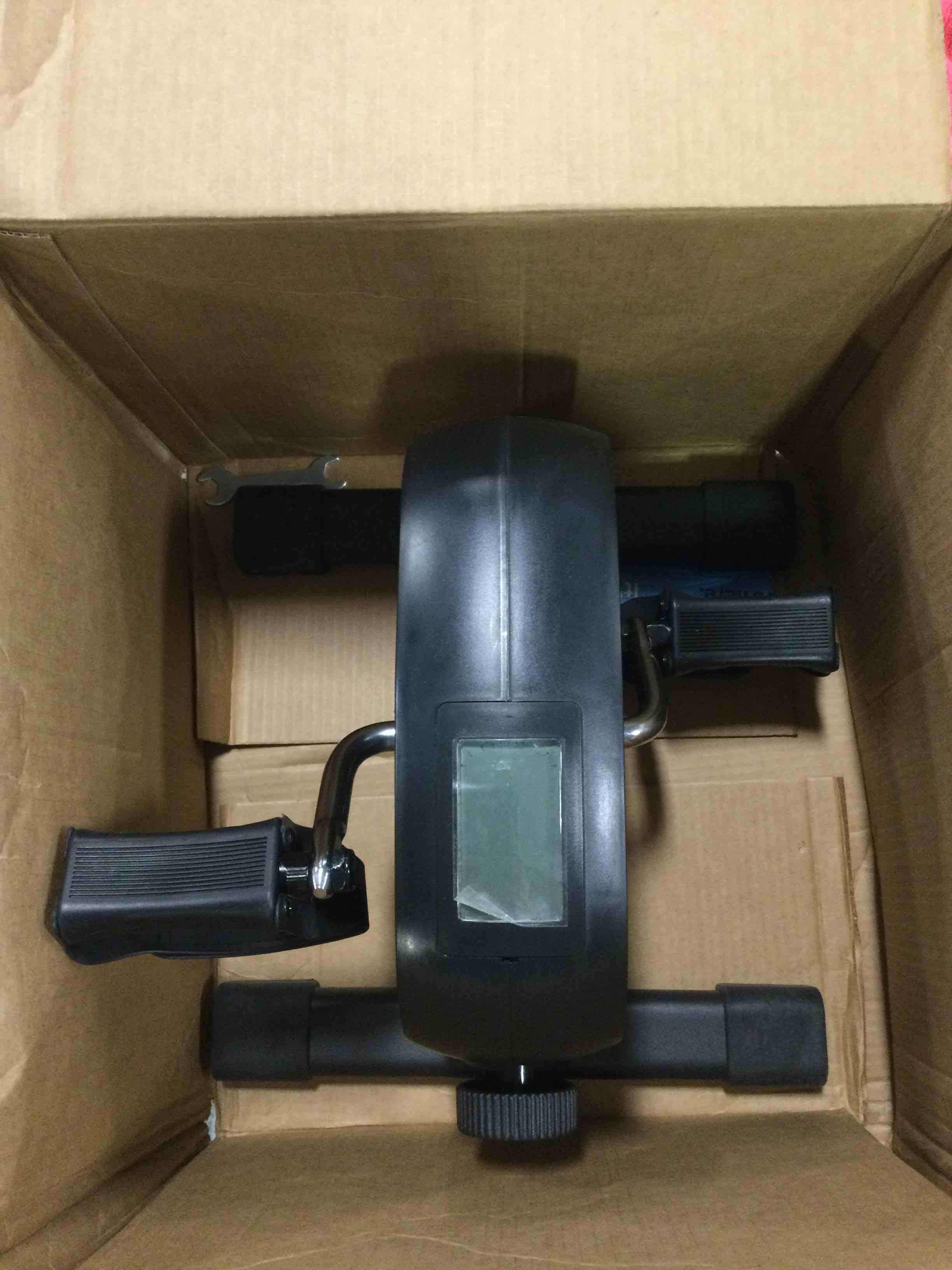 https://s3.amazonaws.com/lotting-images-prod/bidfta/PNK0525969_1729694231539.jpeg