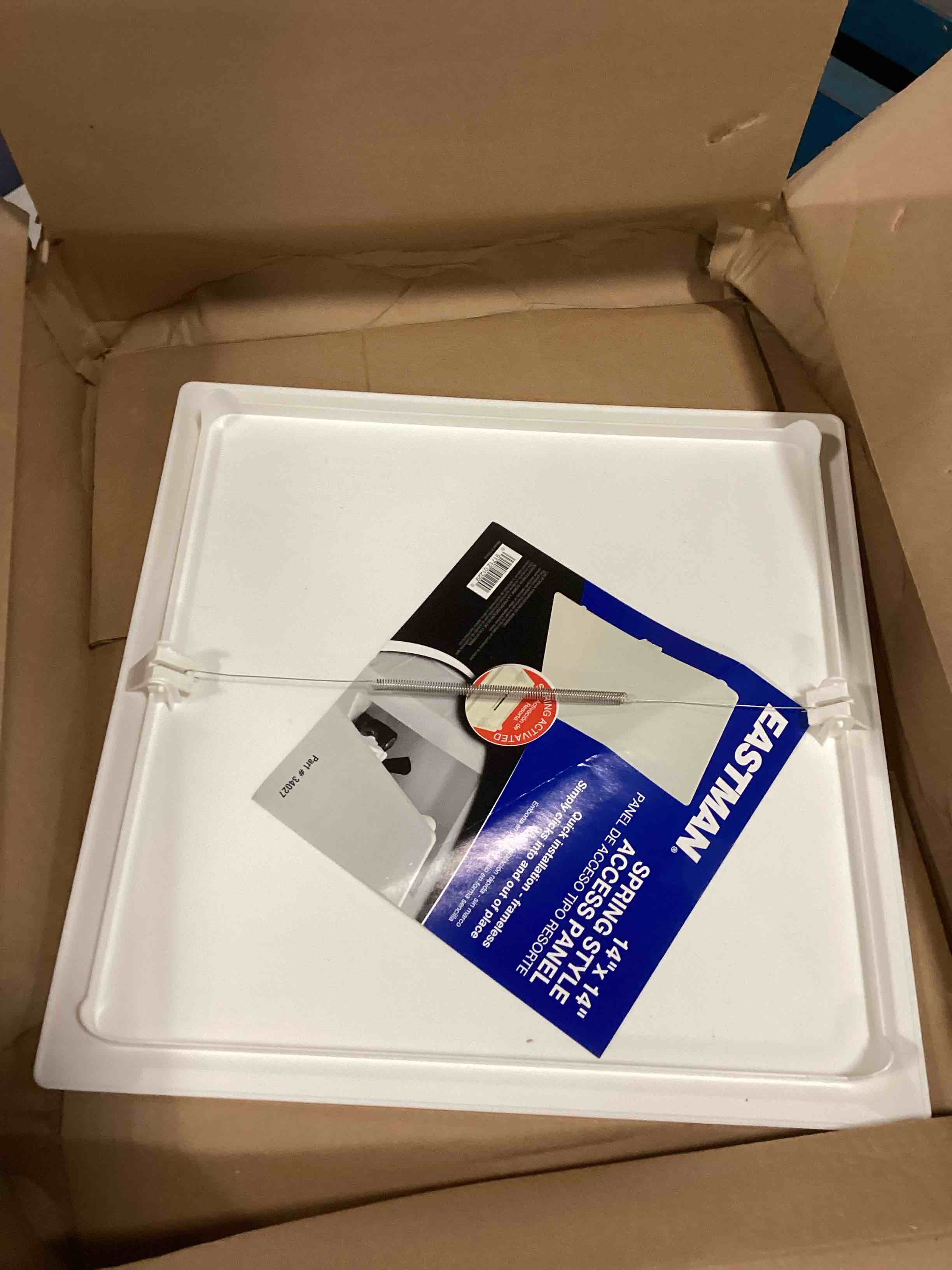 https://s3.amazonaws.com/lotting-images-prod/bidfta/PNK0526477_1730309052641.jpeg