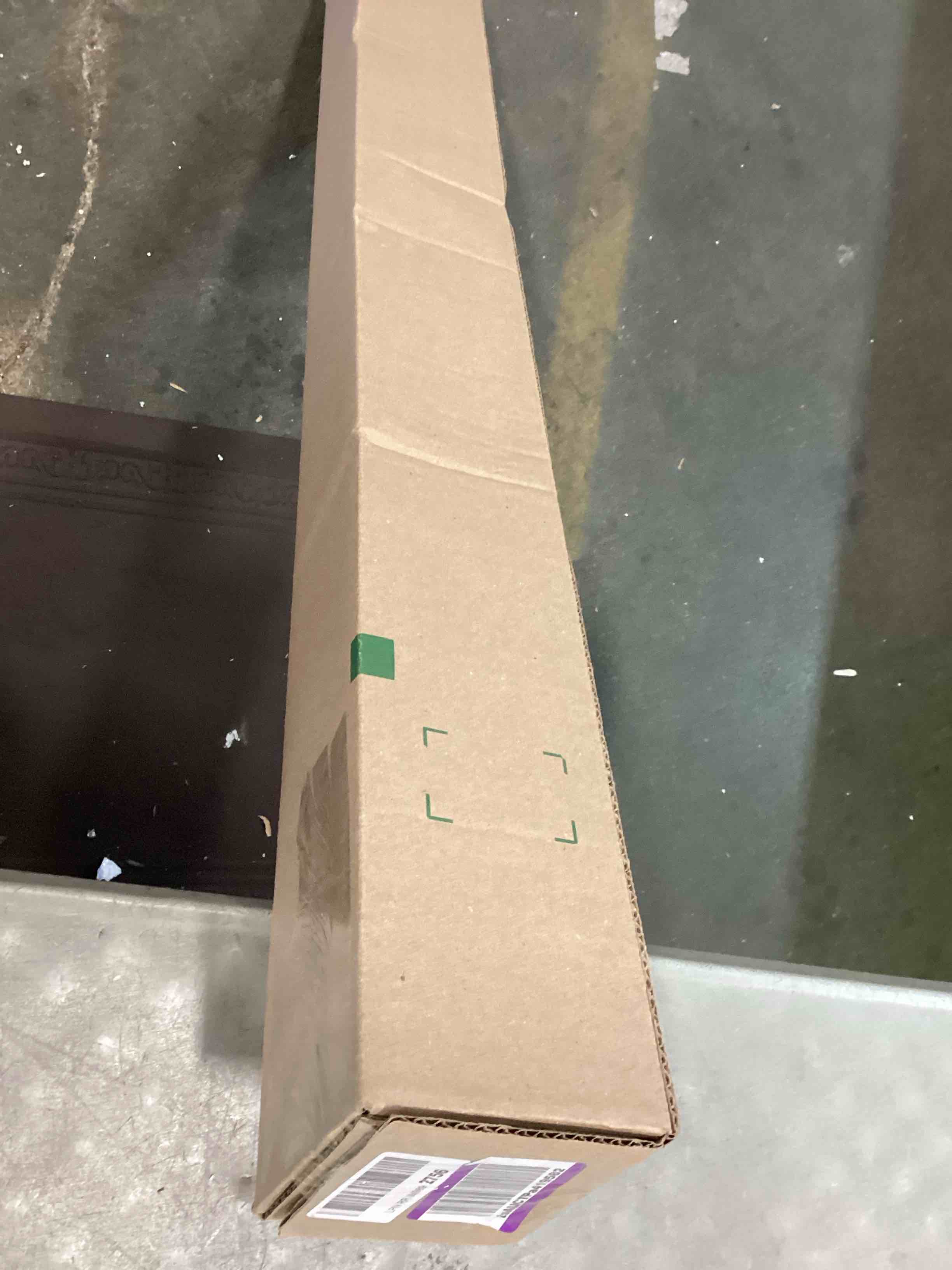 https://s3.amazonaws.com/lotting-images-prod/bidfta/PNK0527747_1729795252263.jpeg