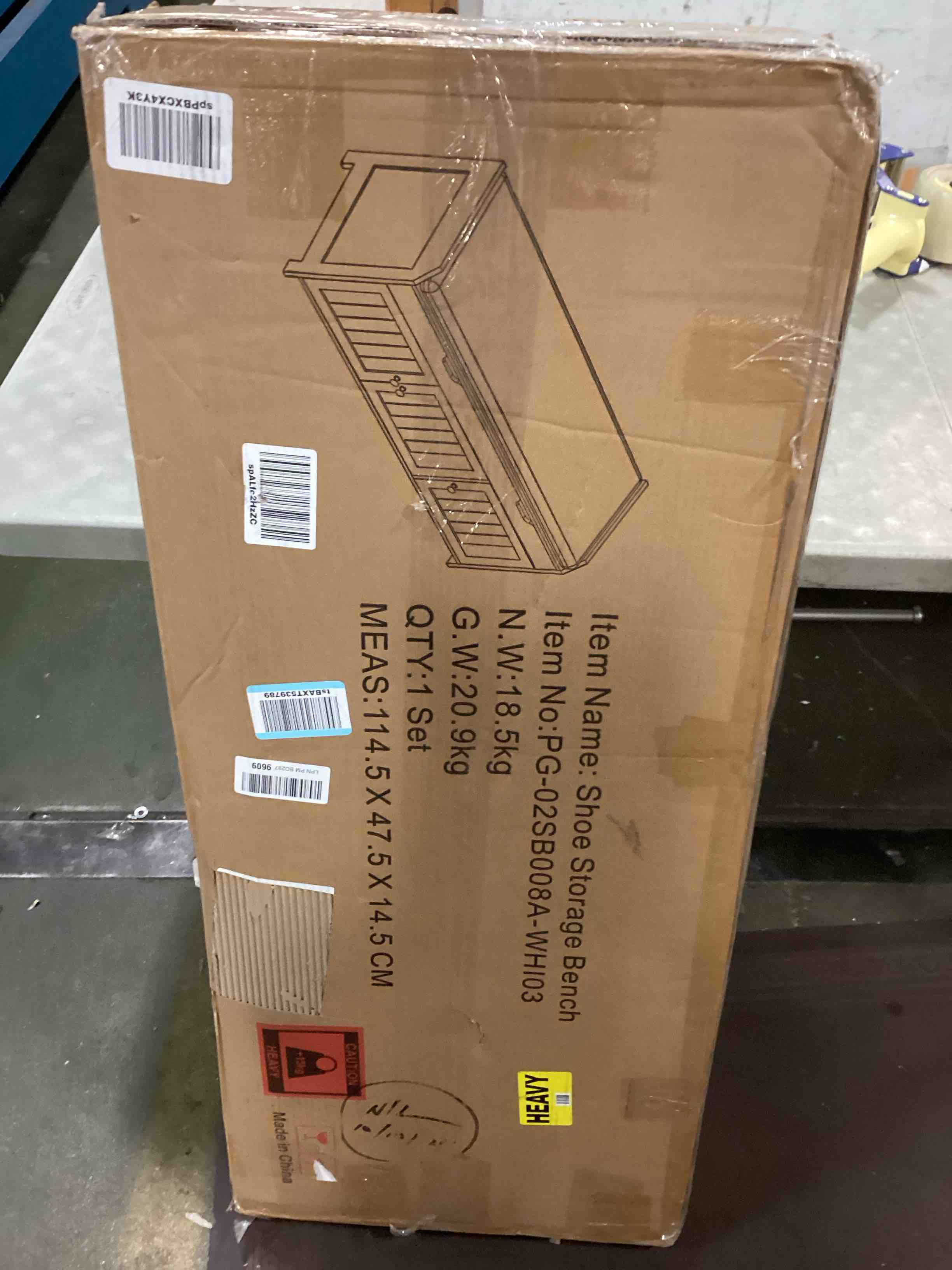 https://s3.amazonaws.com/lotting-images-prod/bidfta/PNK0527960_1729771388106.jpeg