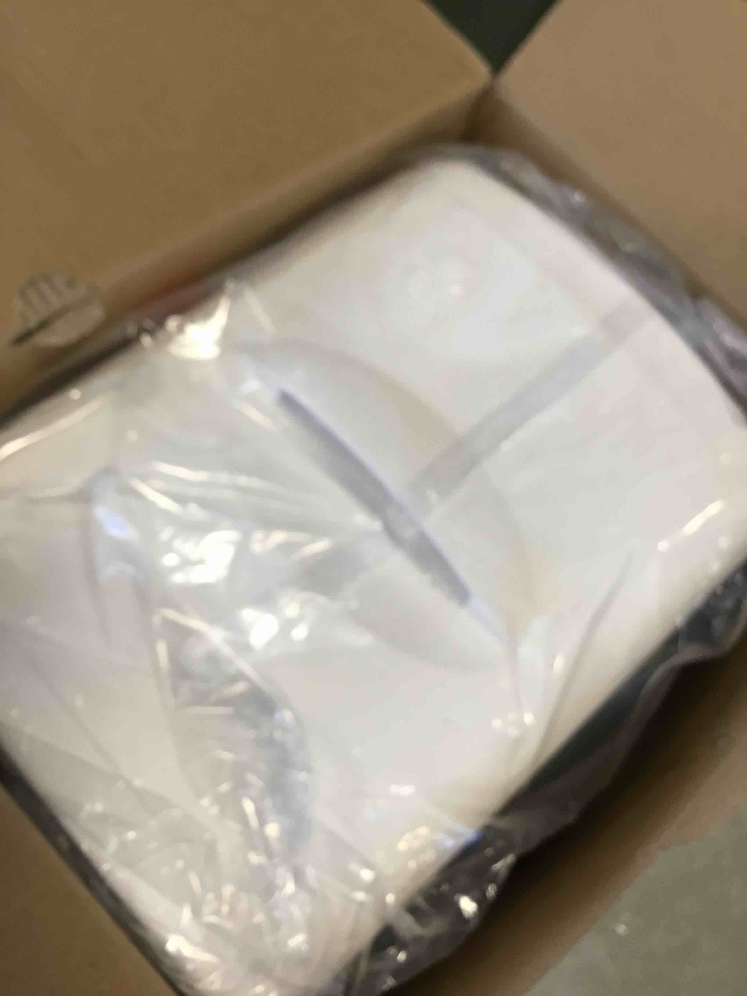 https://s3.amazonaws.com/lotting-images-prod/bidfta/PNK0528478_1729706056312.jpeg