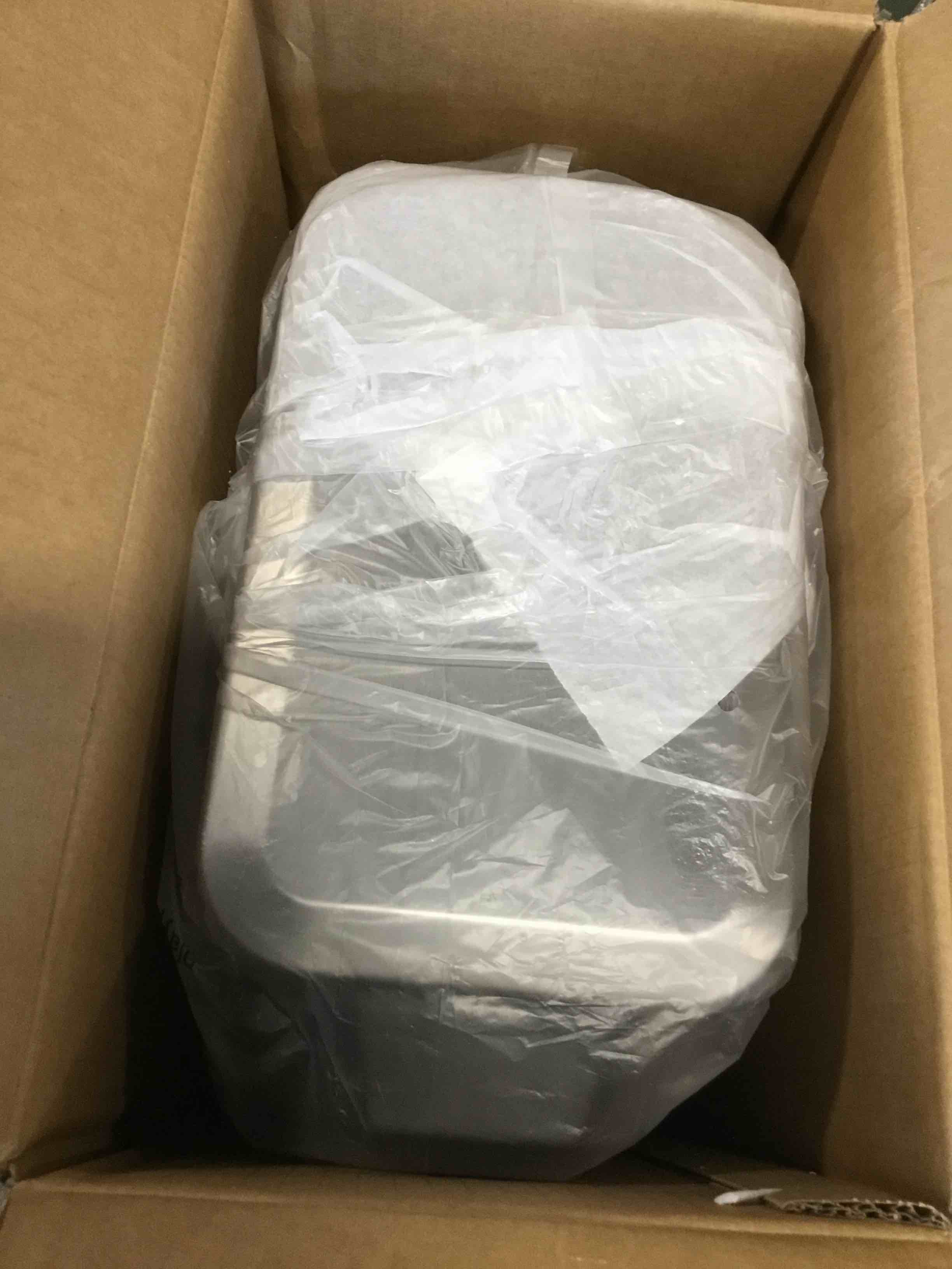 https://s3.amazonaws.com/lotting-images-prod/bidfta/PNK0528490_1729708809201.jpeg