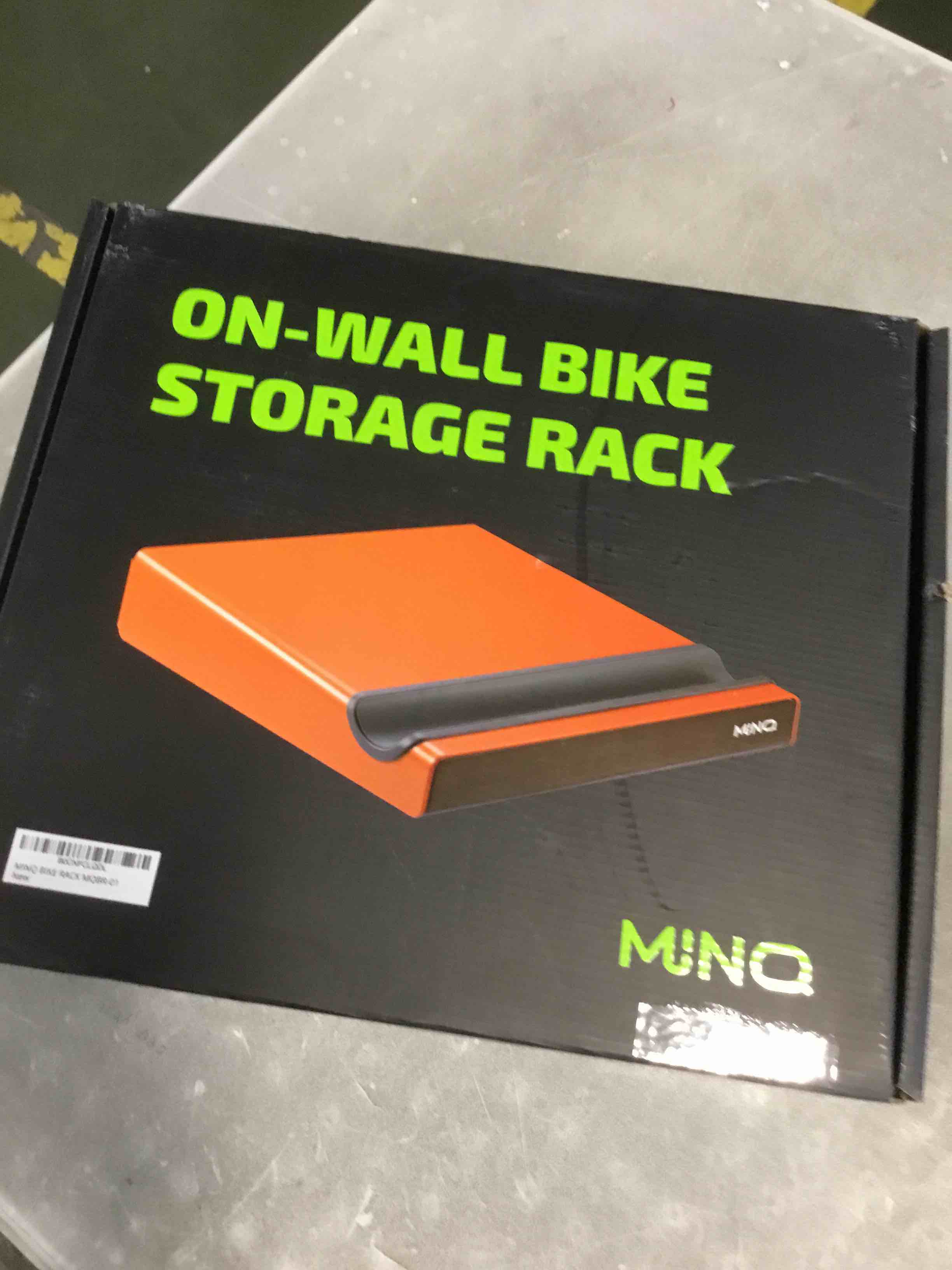 https://s3.amazonaws.com/lotting-images-prod/bidfta/PNK0528918_1729870962691.jpeg