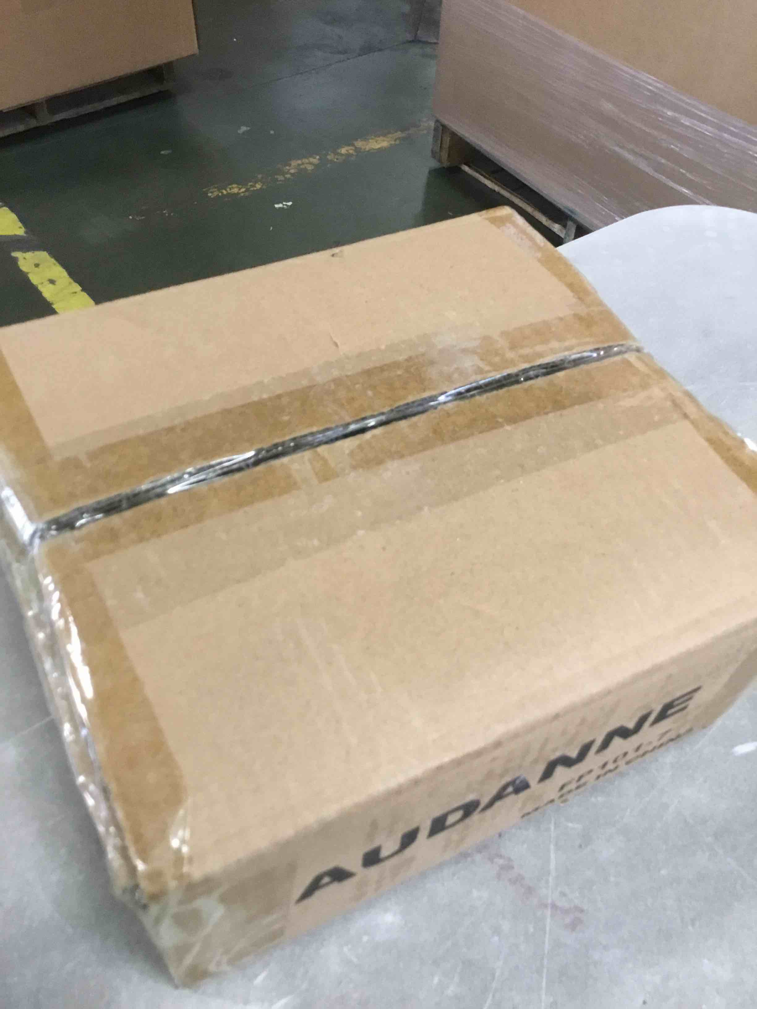 https://s3.amazonaws.com/lotting-images-prod/bidfta/PNK0529023_1729882639908.jpeg