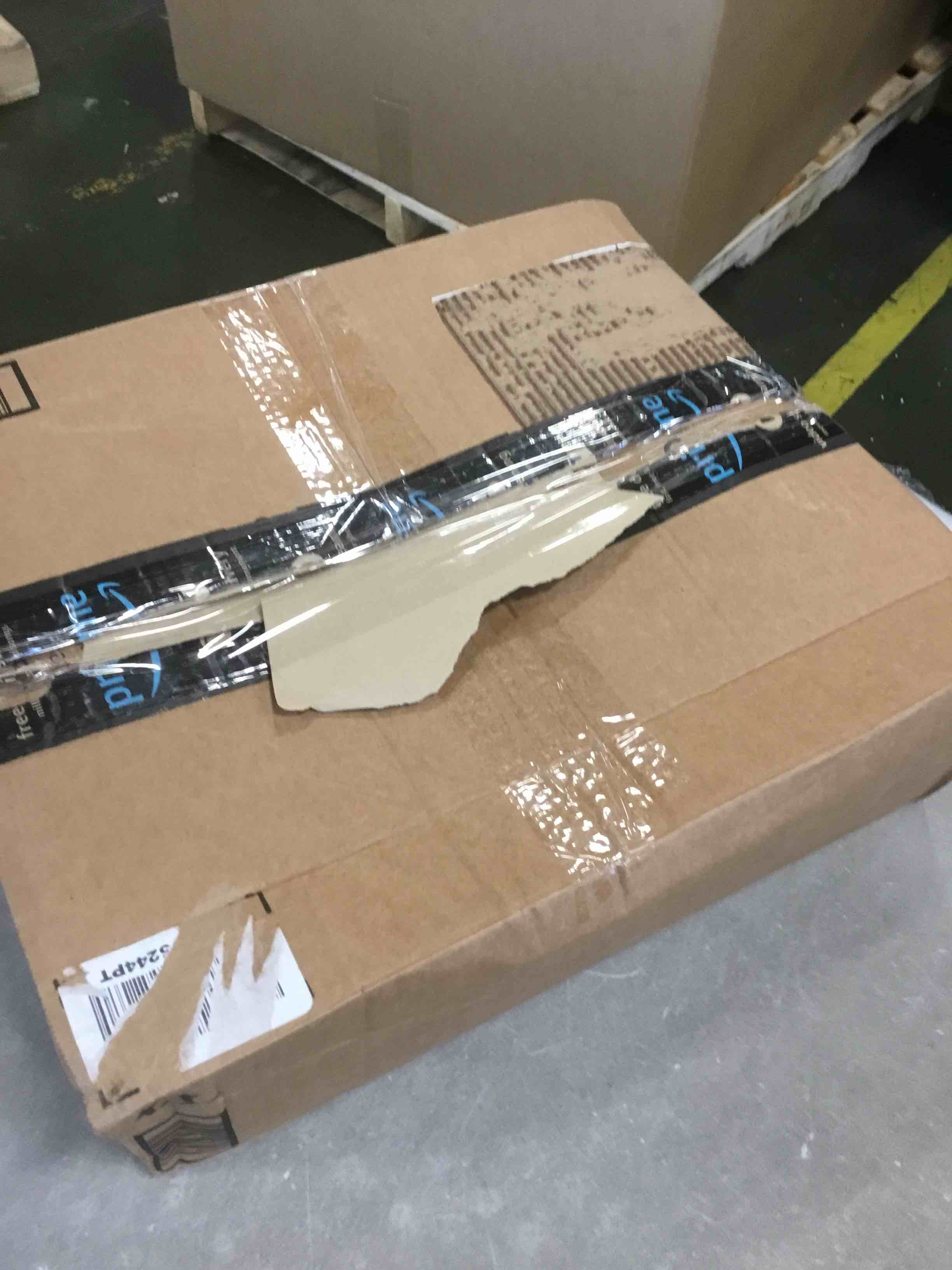 https://s3.amazonaws.com/lotting-images-prod/bidfta/PNK0529305_1730212980964.jpeg