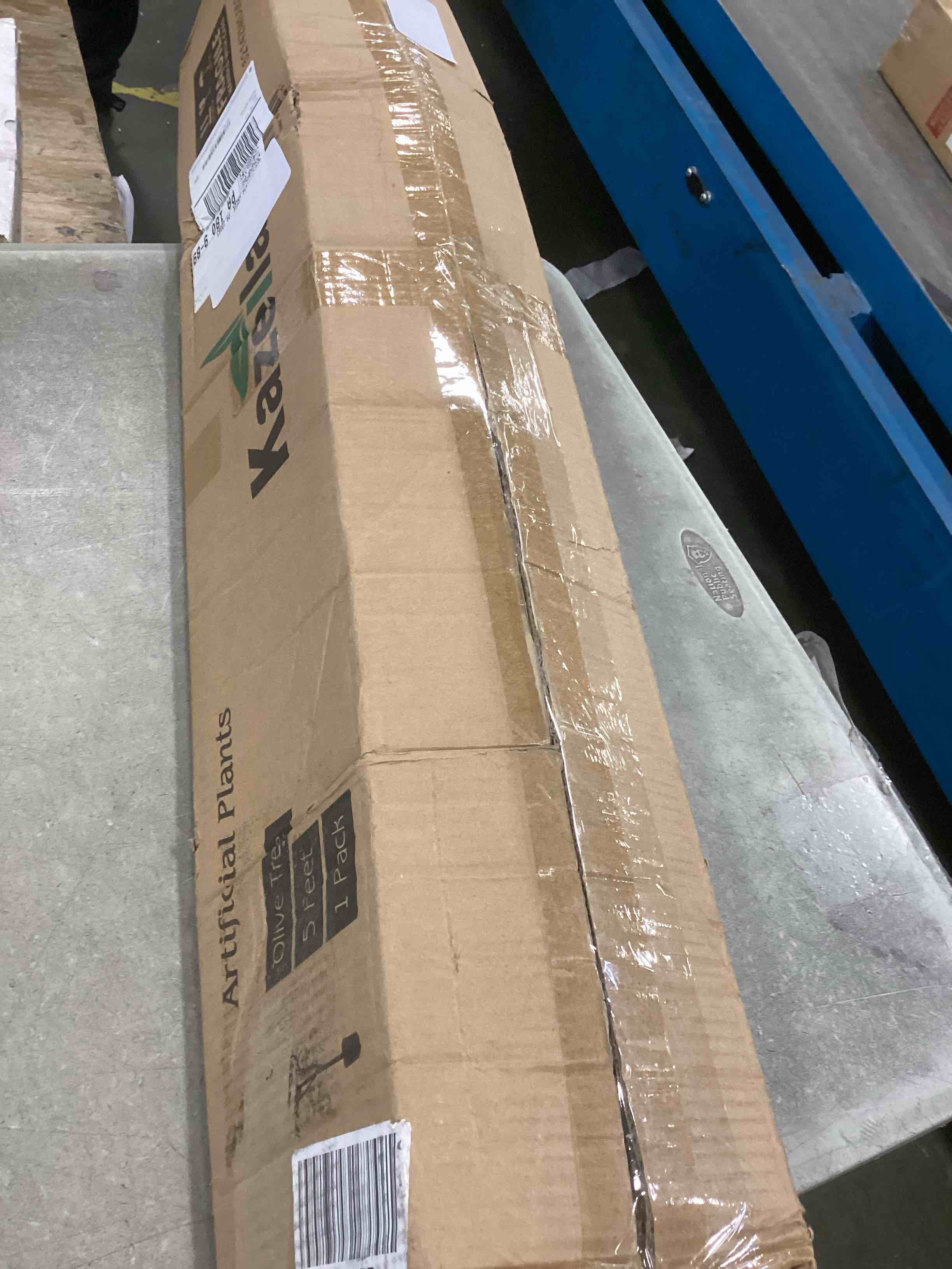 https://s3.amazonaws.com/lotting-images-prod/bidfta/PNK1200291_1734965054232.jpeg