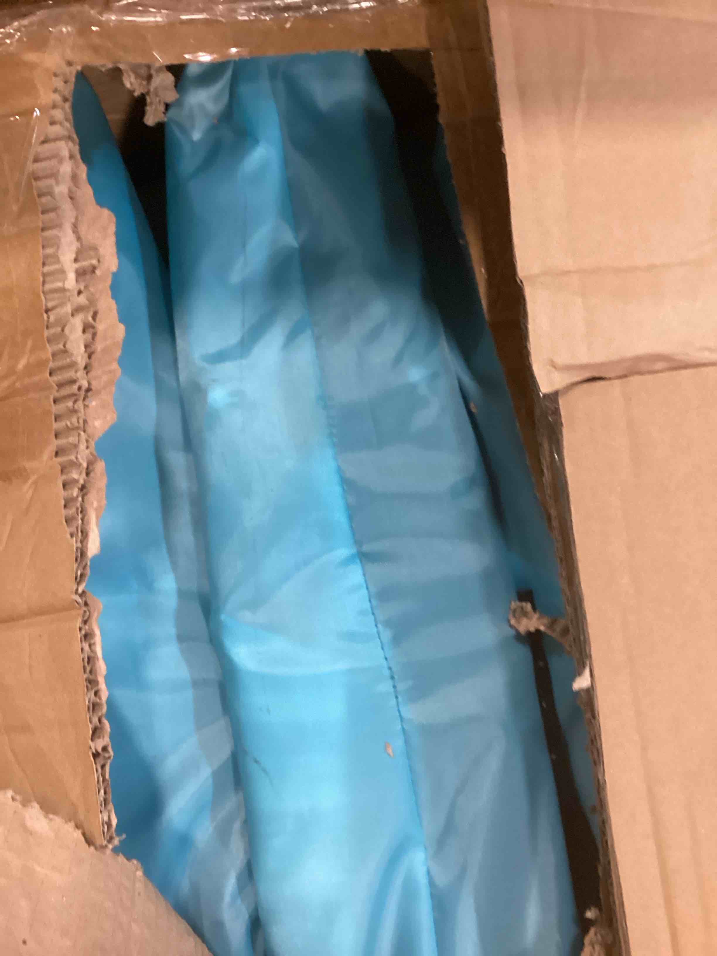 https://s3.amazonaws.com/lotting-images-prod/bidfta/PNK1200883_1736796191693.jpeg