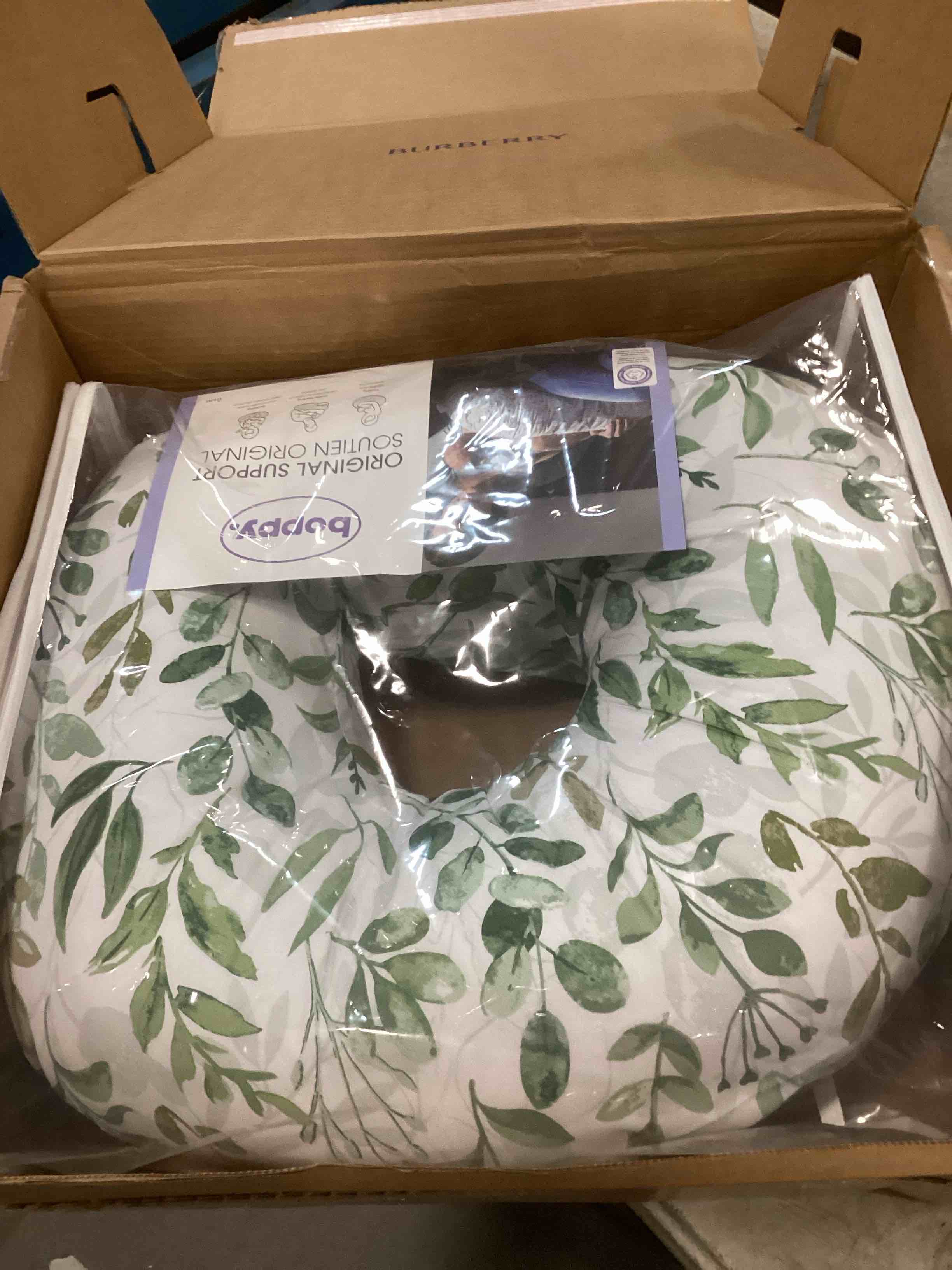 https://s3.amazonaws.com/lotting-images-prod/bidfta/PNK1200949_1736860955620.jpeg