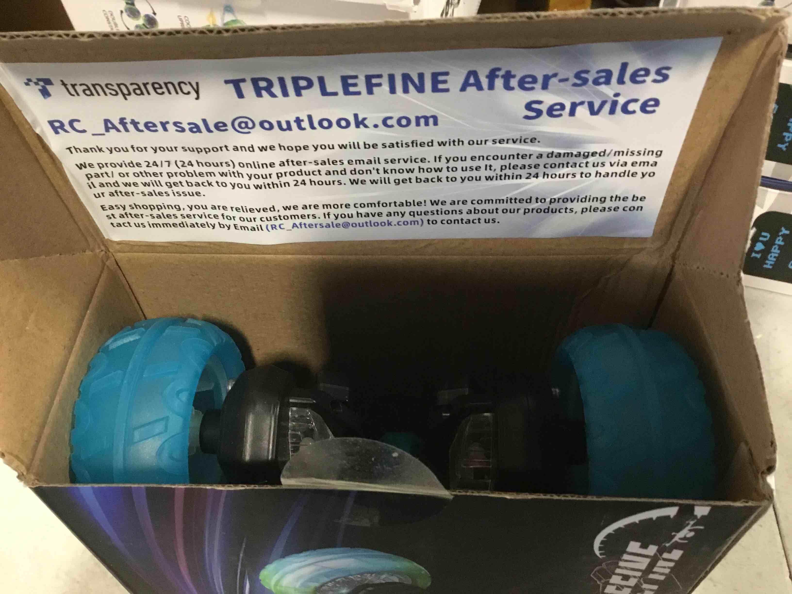https://s3.amazonaws.com/lotting-images-prod/bidfta/PNK1206284_1734035975485.jpeg
