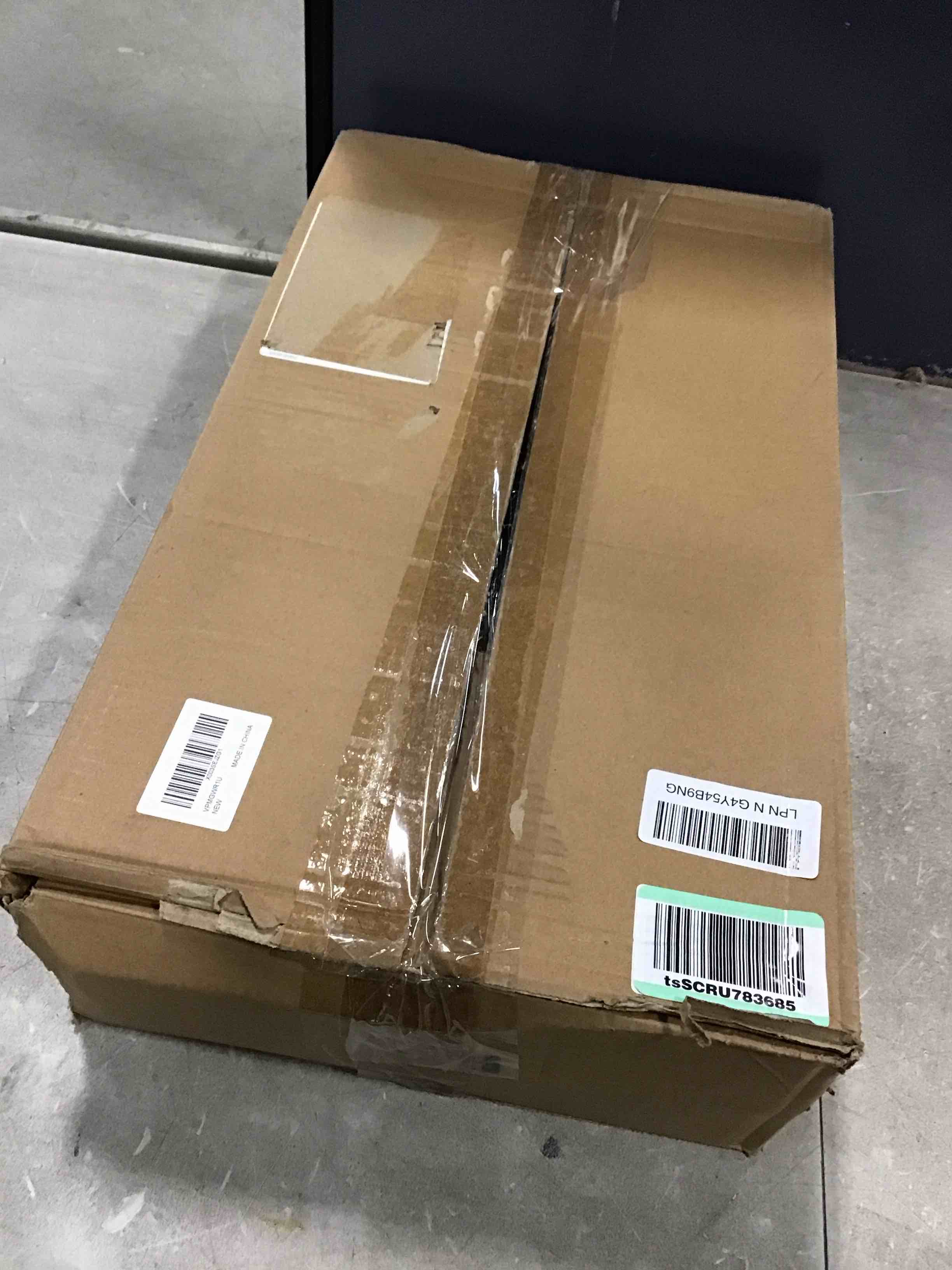 https://s3.amazonaws.com/lotting-images-prod/bidfta/PNK1211054_1732105753949.jpeg