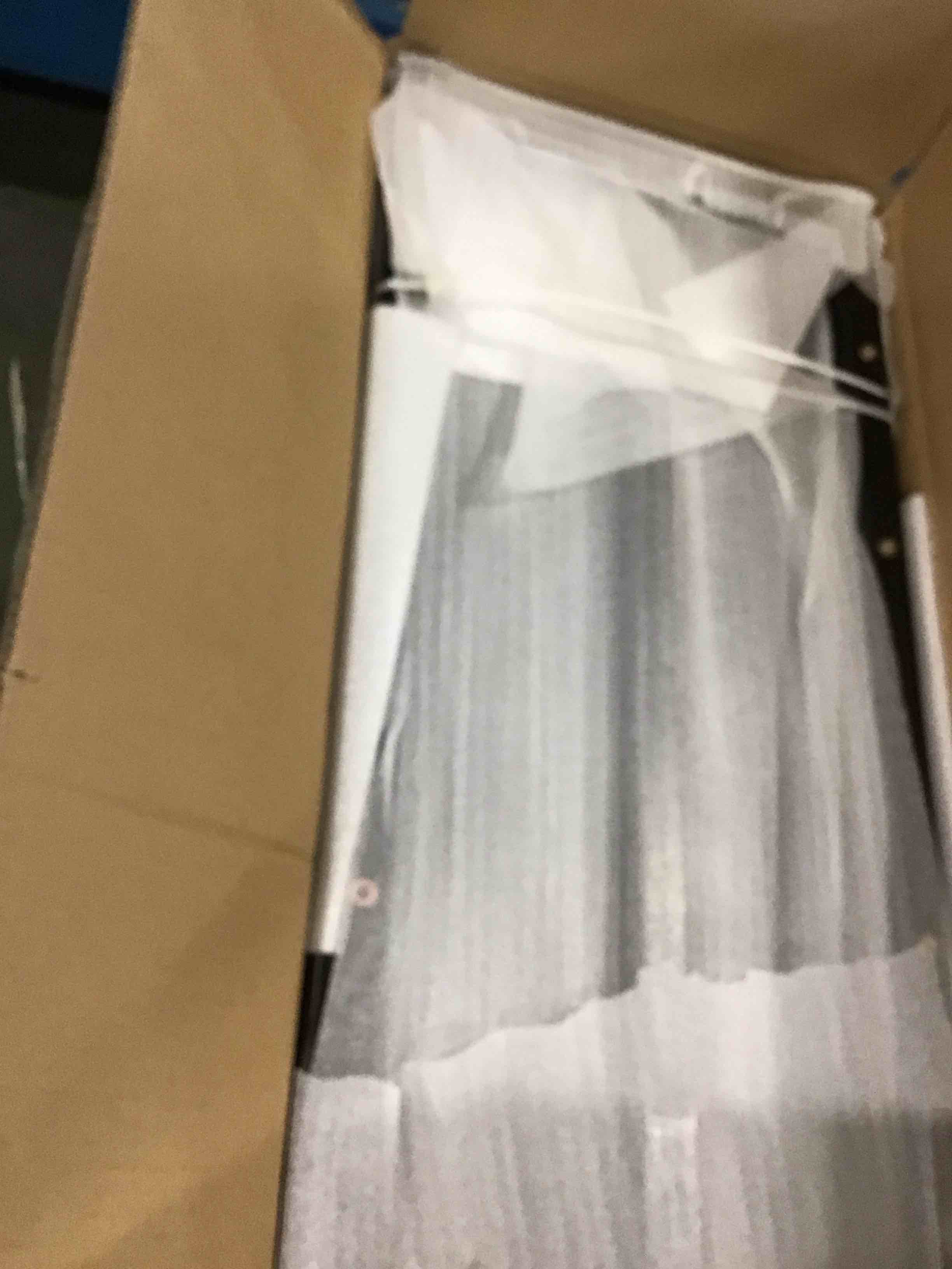 https://s3.amazonaws.com/lotting-images-prod/bidfta/PNK1212255_1732632178205.jpeg