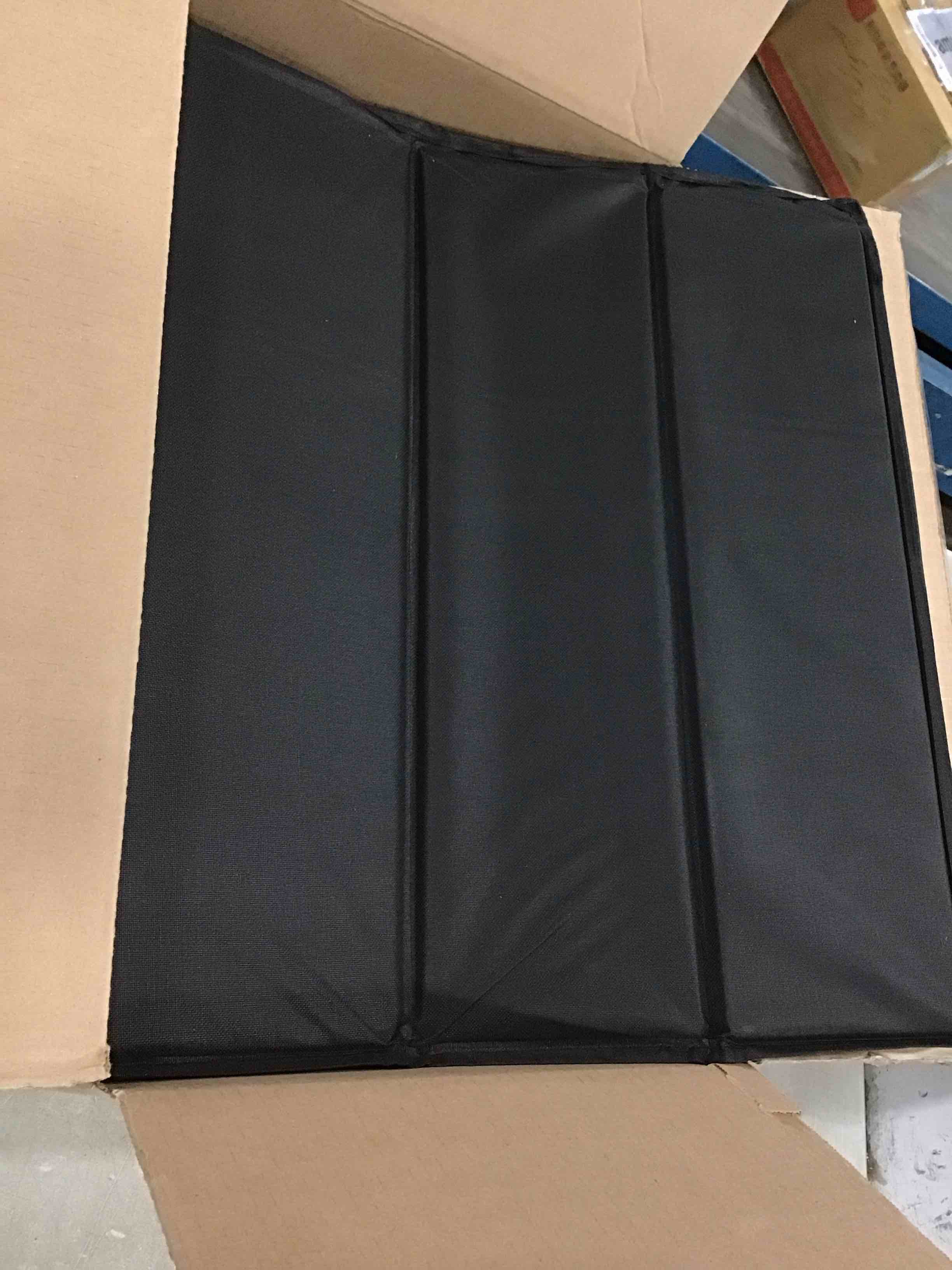 https://s3.amazonaws.com/lotting-images-prod/bidfta/PNK1212424_1732654965876.jpeg