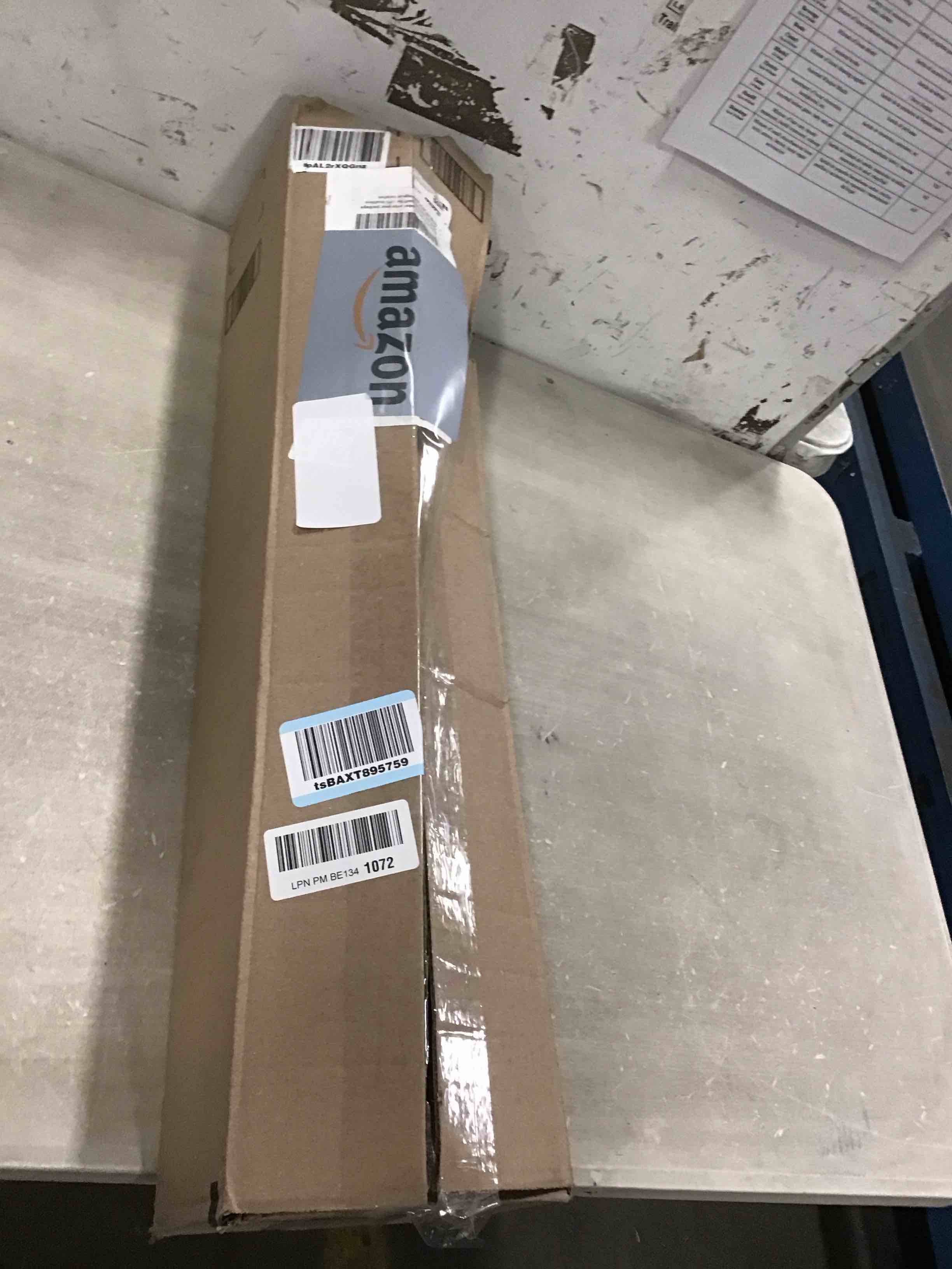 https://s3.amazonaws.com/lotting-images-prod/bidfta/PNK1212533_1732721732033.jpeg
