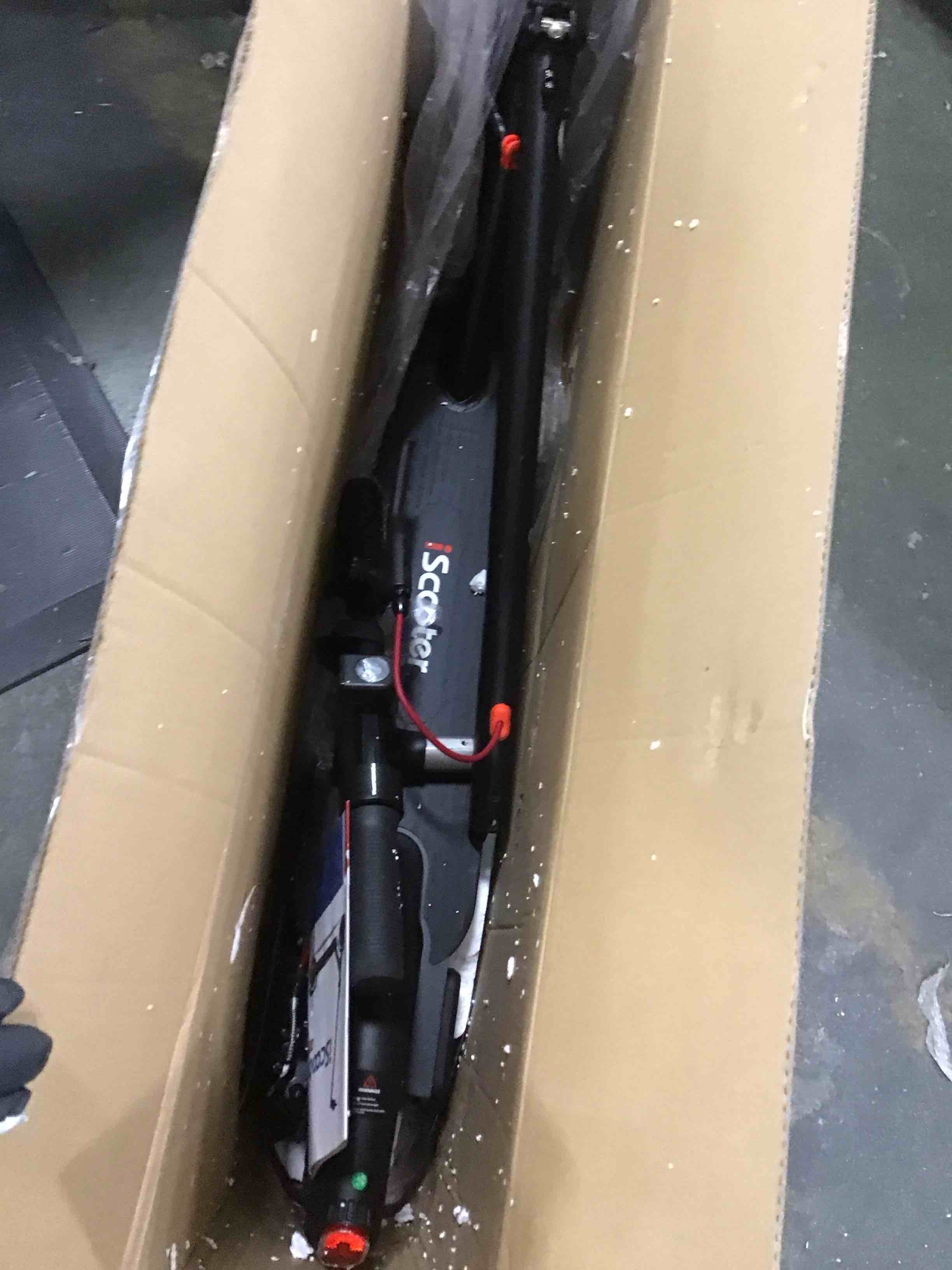 https://s3.amazonaws.com/lotting-images-prod/bidfta/PNK1212992_1733164472536.jpeg